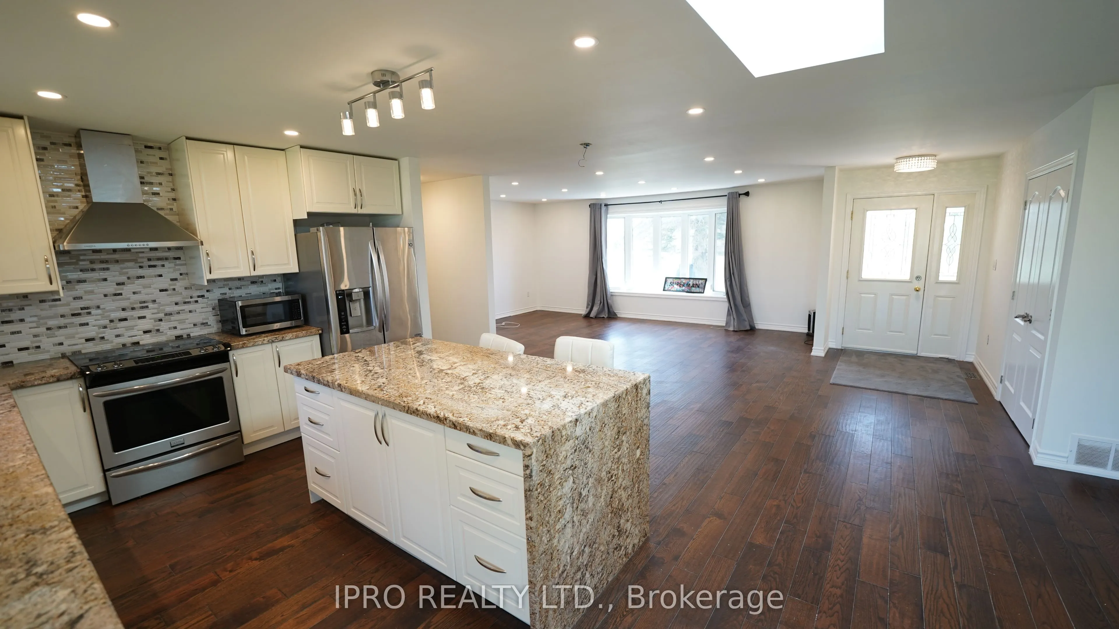 384 Zephyr Road