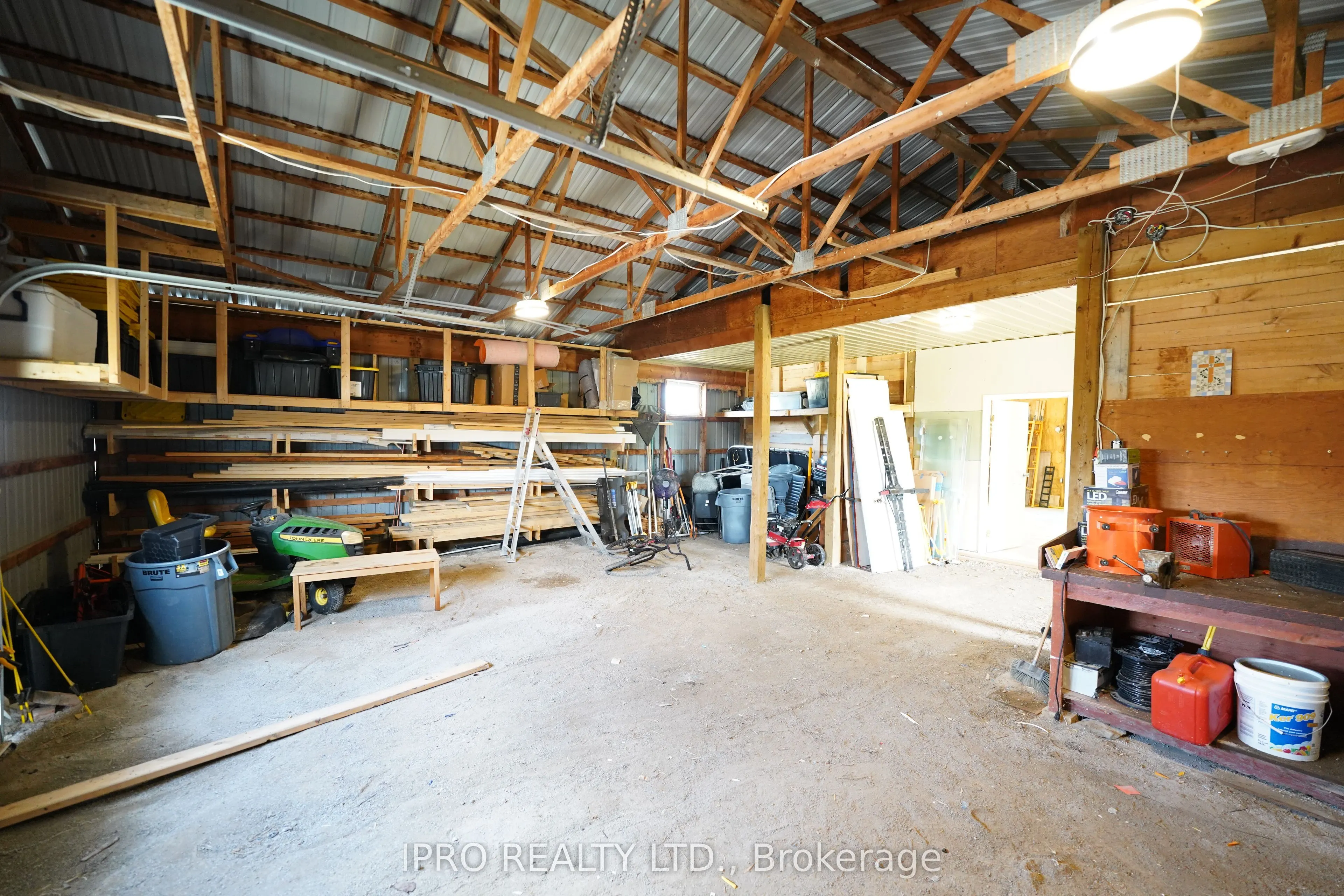 384 Zephyr Road