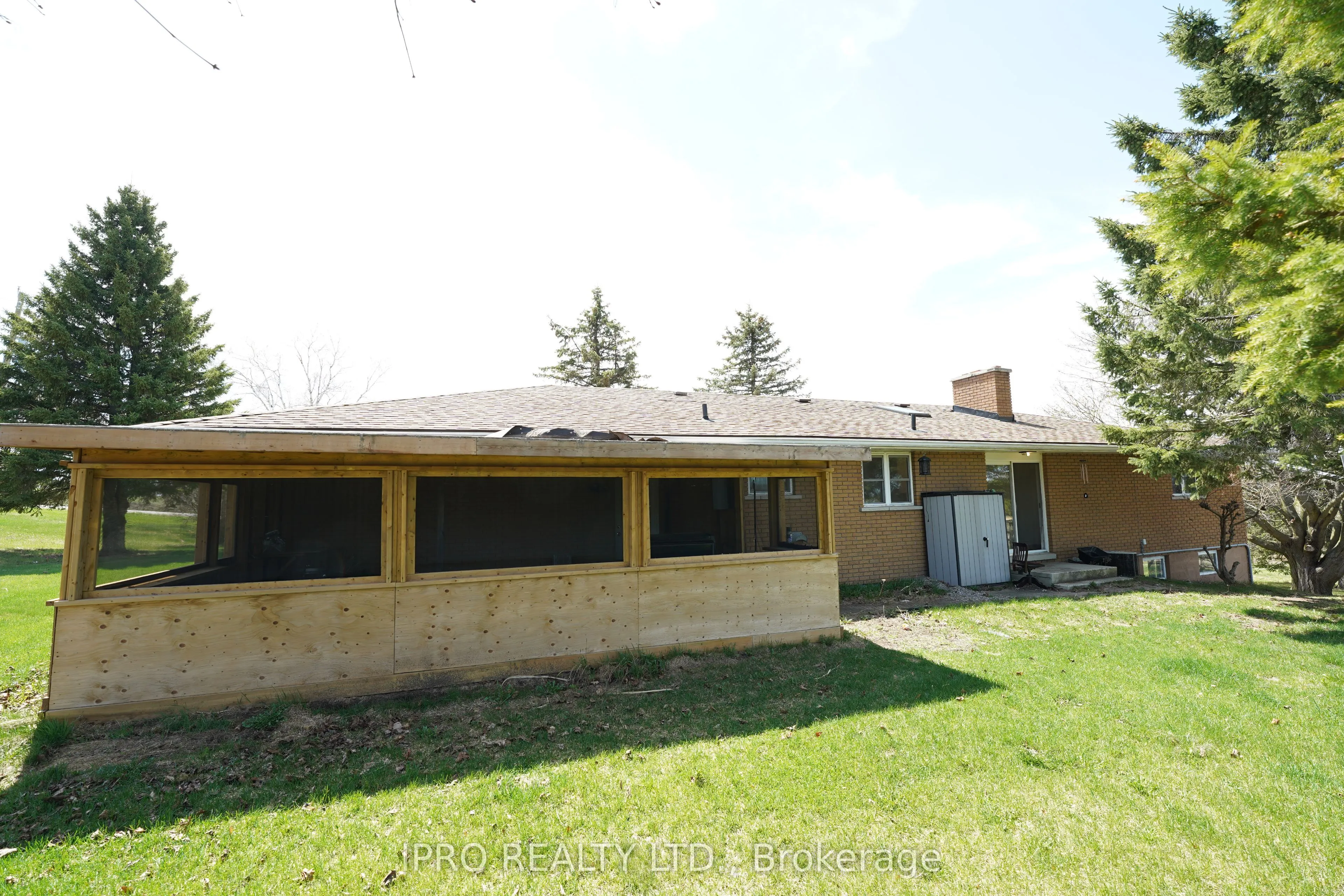 384 Zephyr Road