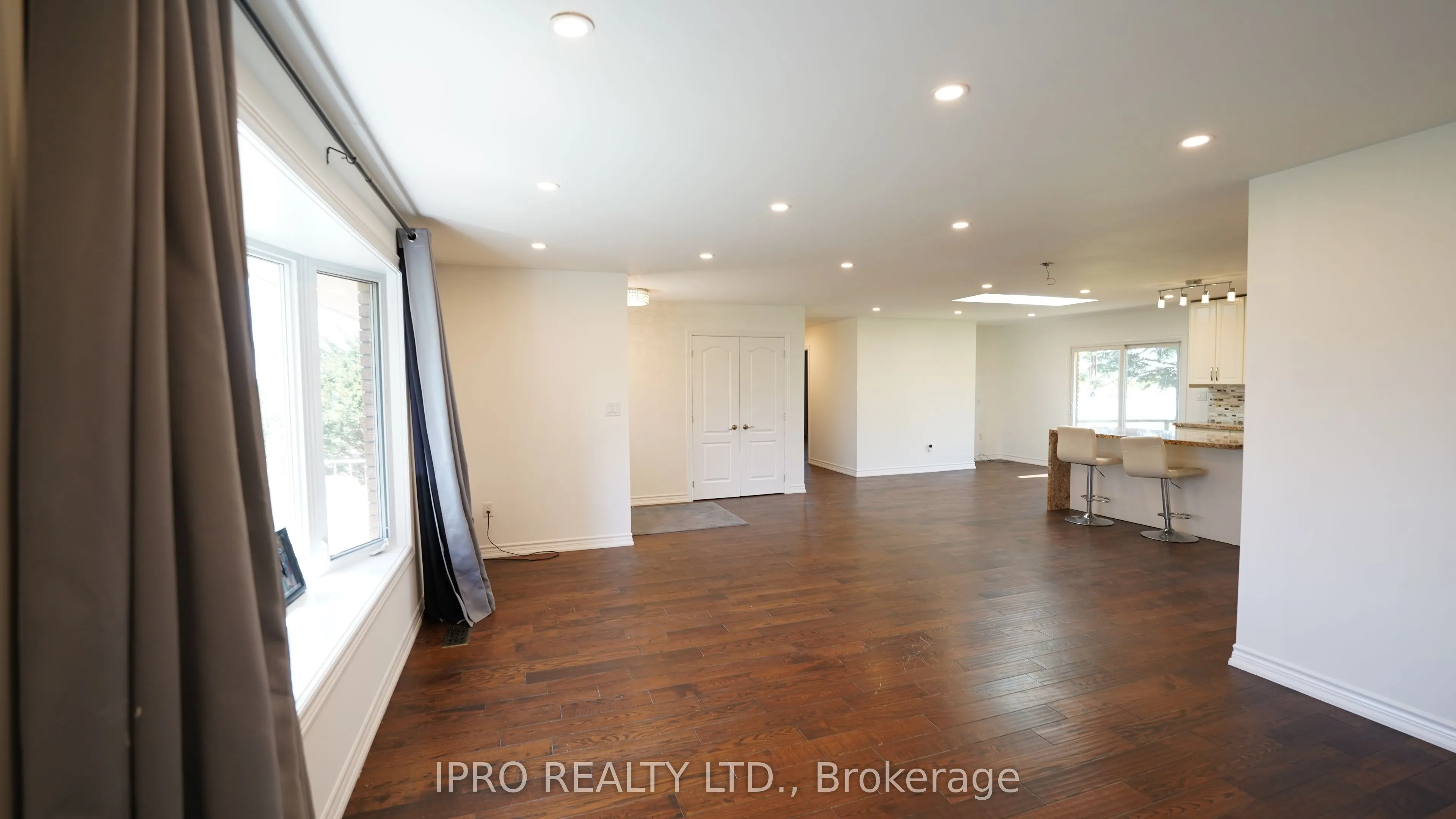 384 Zephyr Road