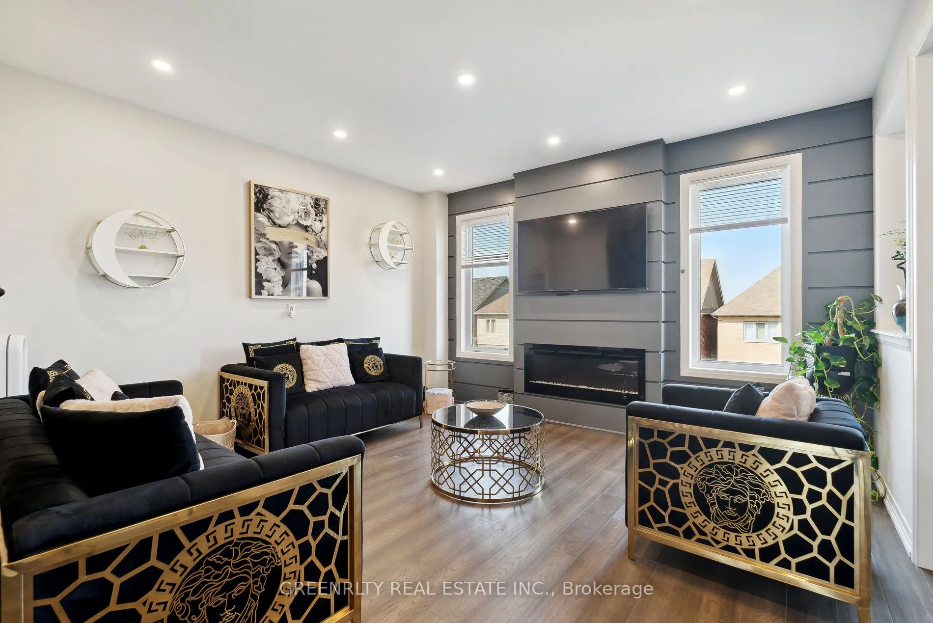 28 Casserley Crescent