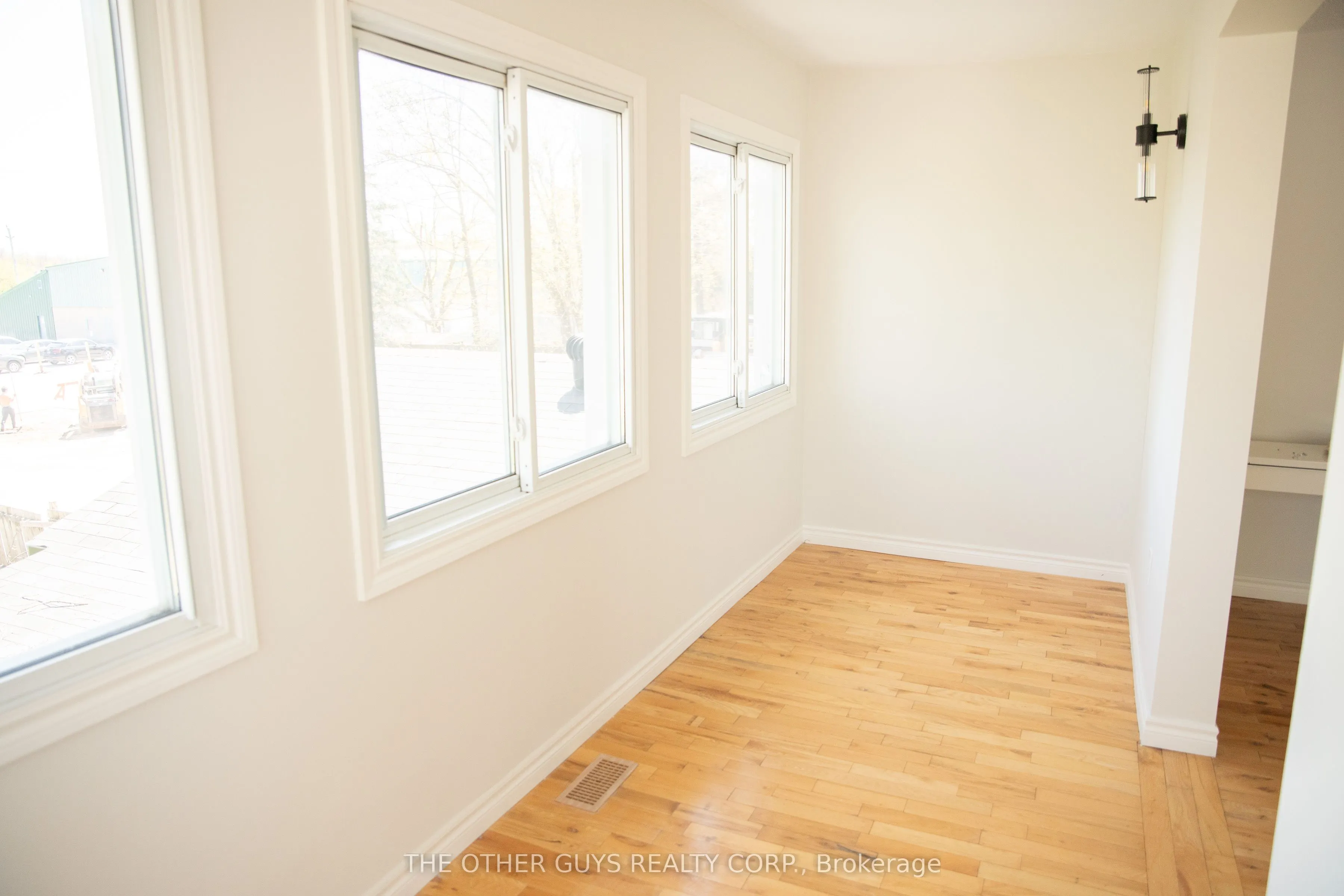 244 BARRIE Street, #Upper