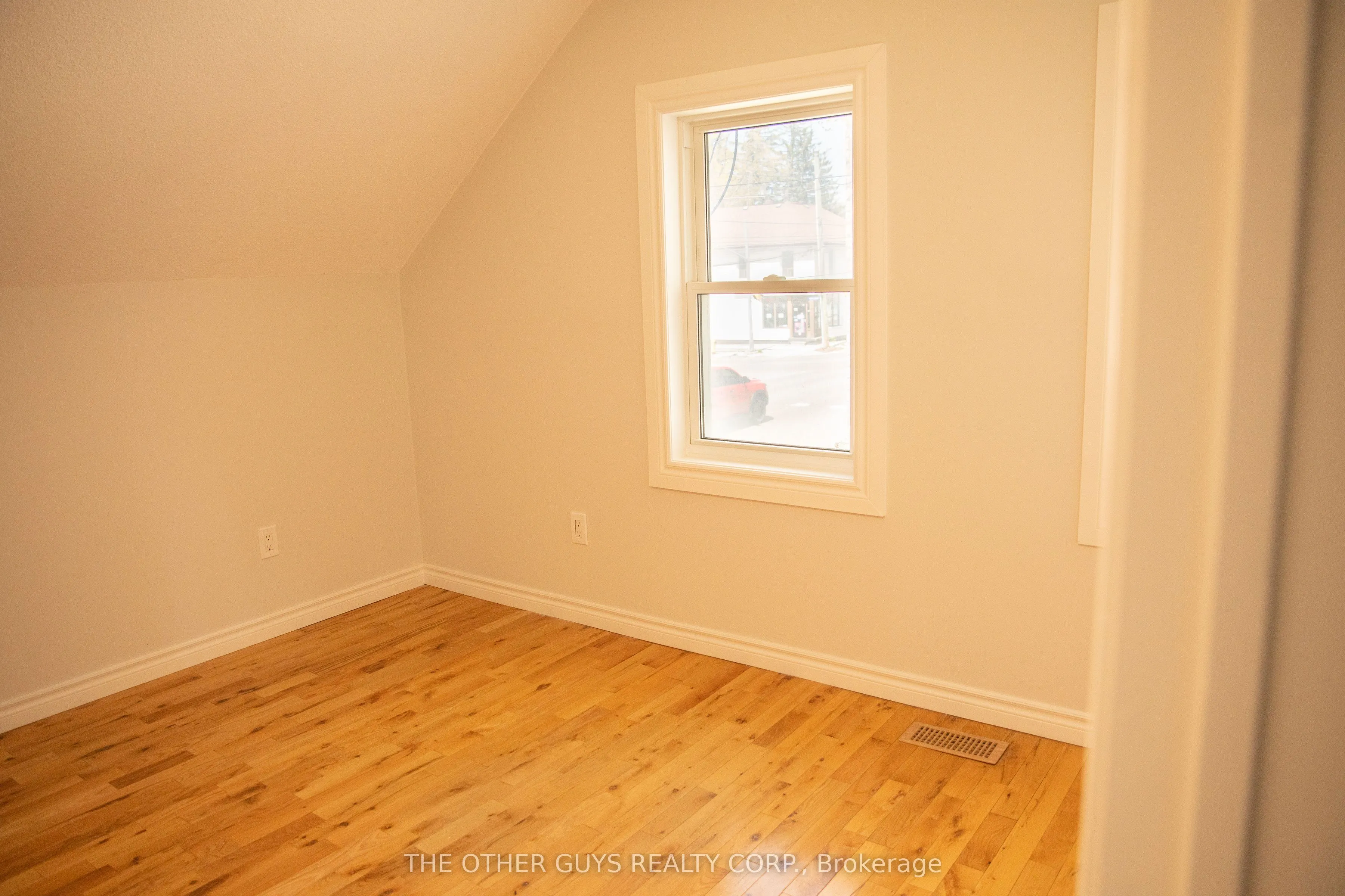 244 BARRIE Street, #Upper