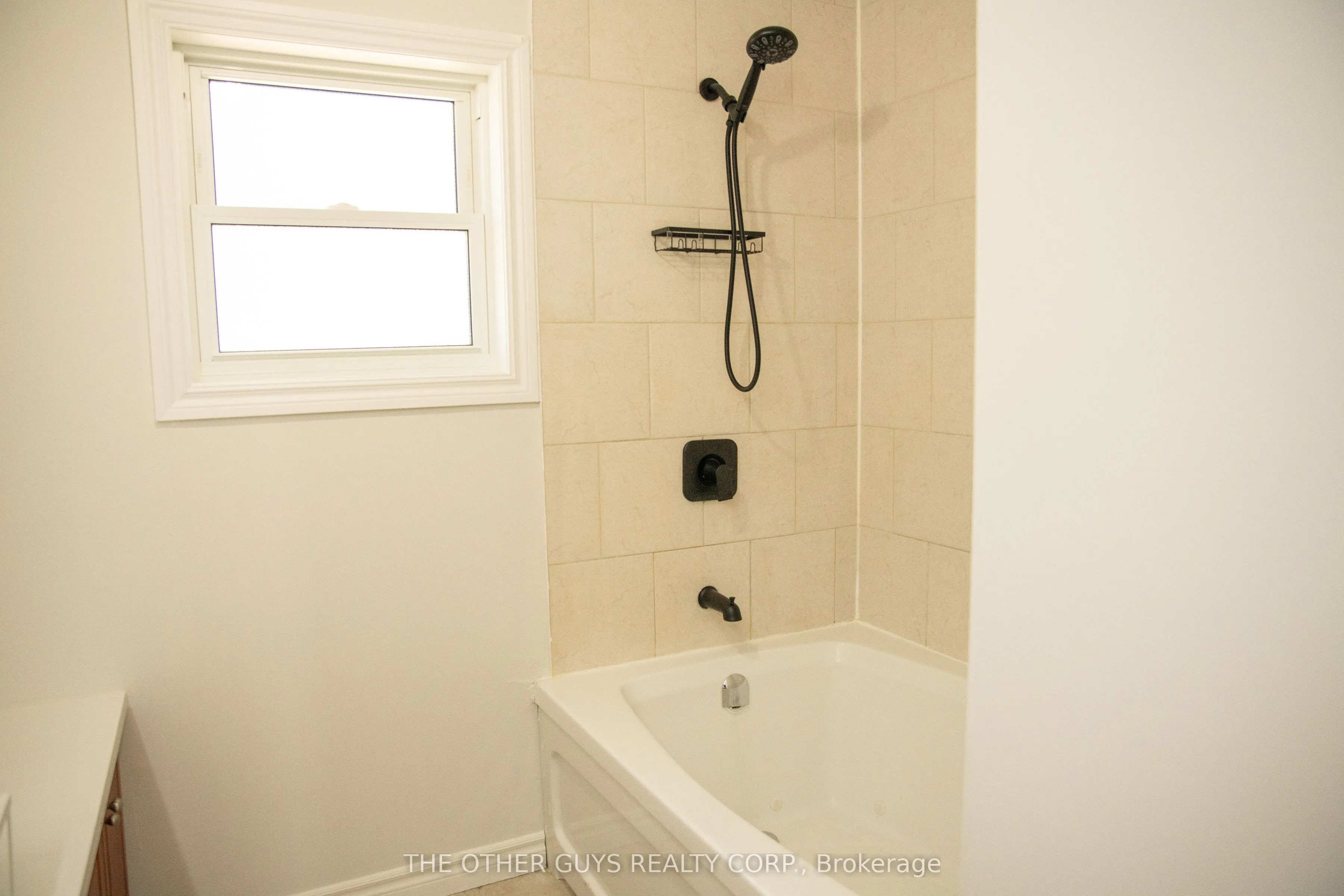 244 BARRIE Street, #Upper