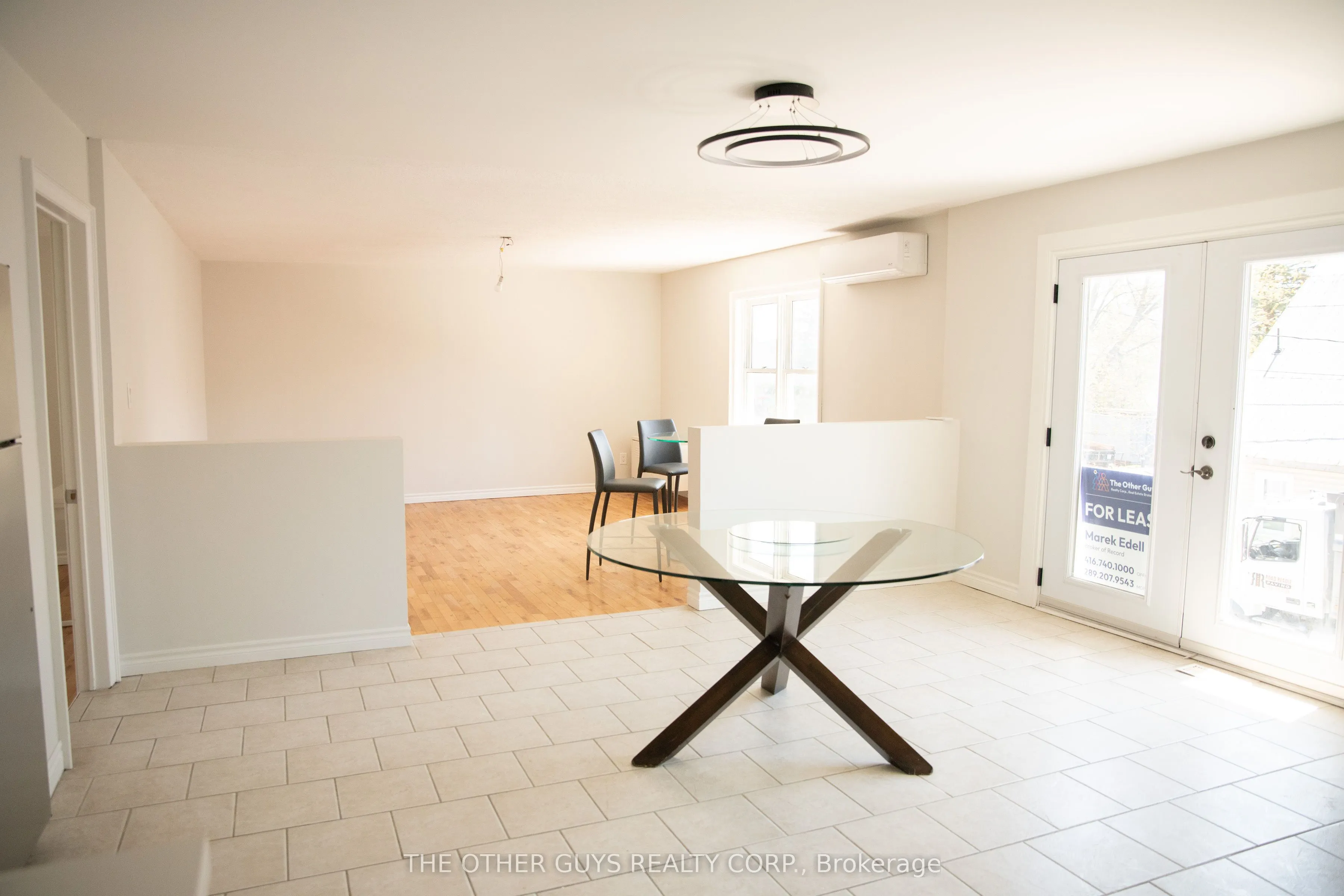 244 BARRIE Street, #Upper