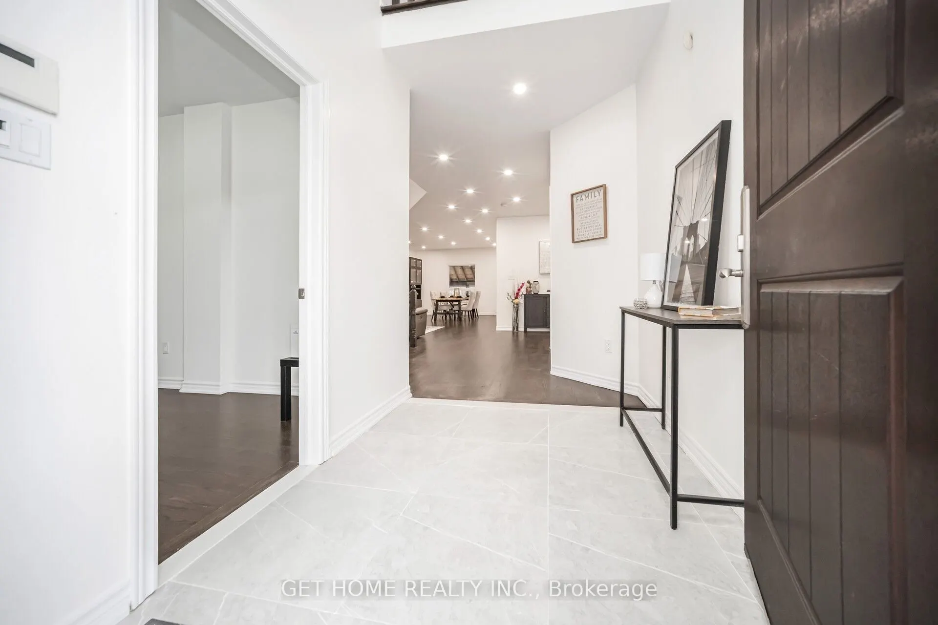 76 Cetona Avenue