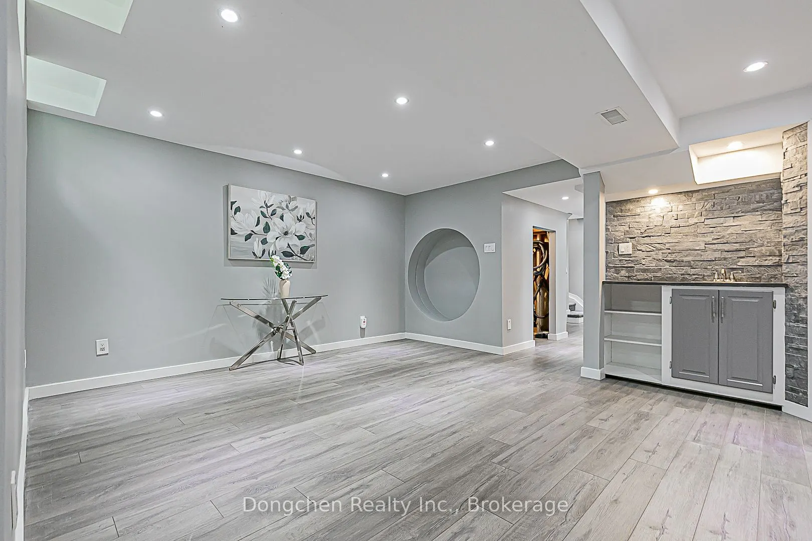 92 Stephenson Crescent