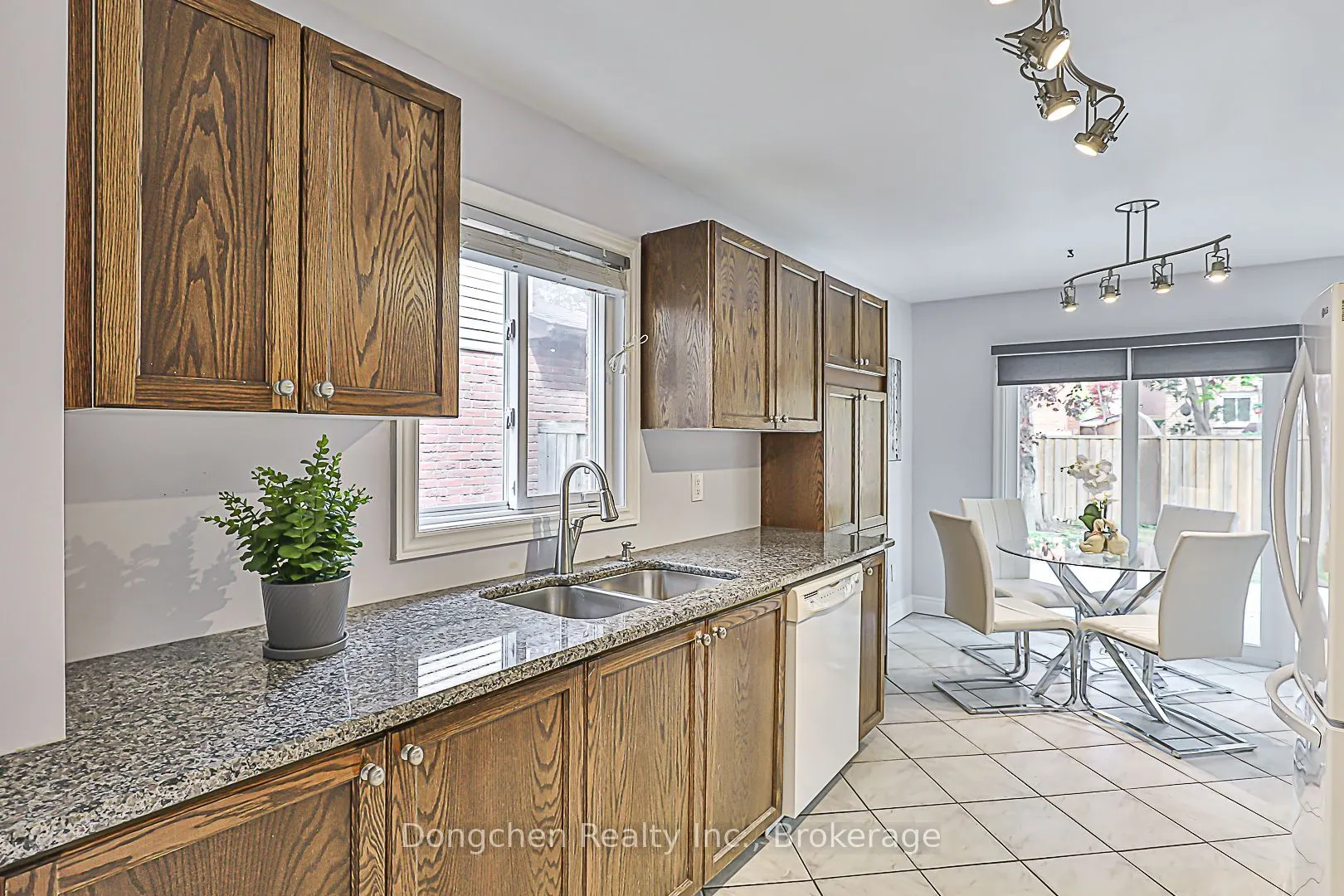 92 Stephenson Crescent