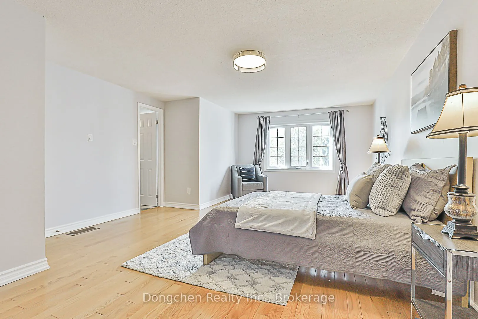 92 Stephenson Crescent