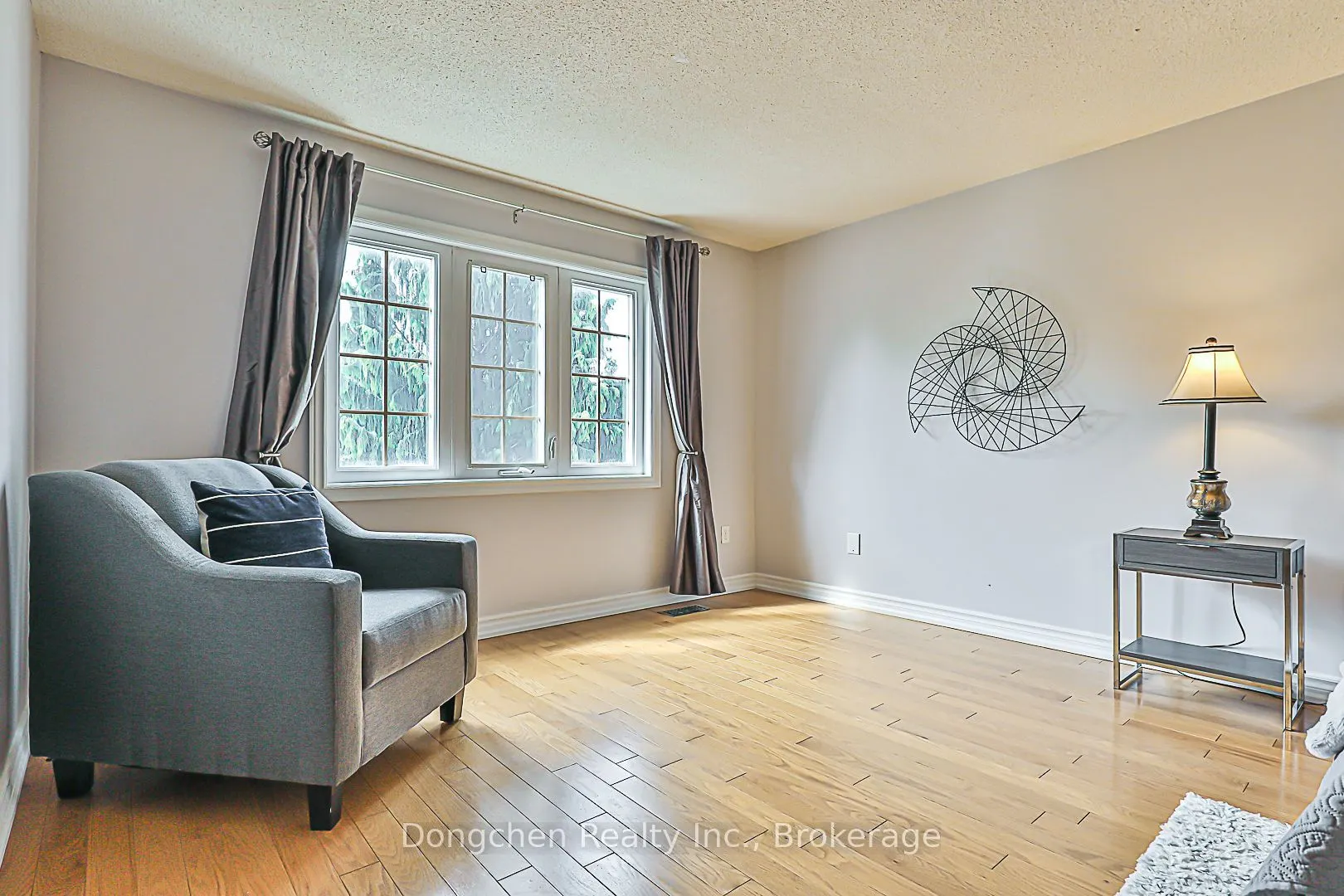 92 Stephenson Crescent