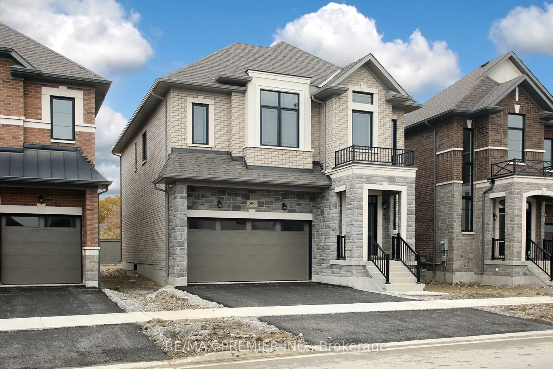 590 Kleinburg Summit Way, #Lower