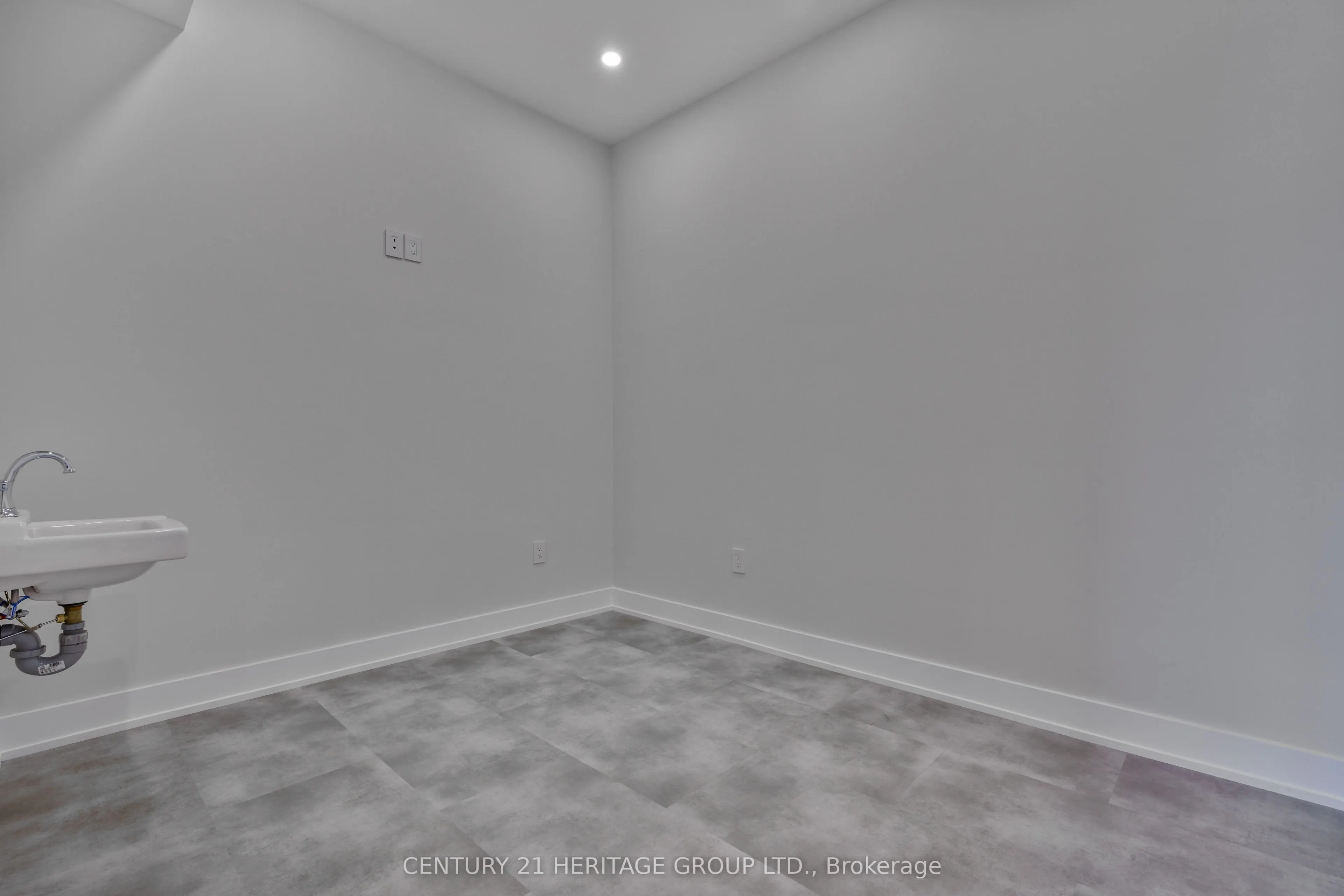 107 Toronto Street