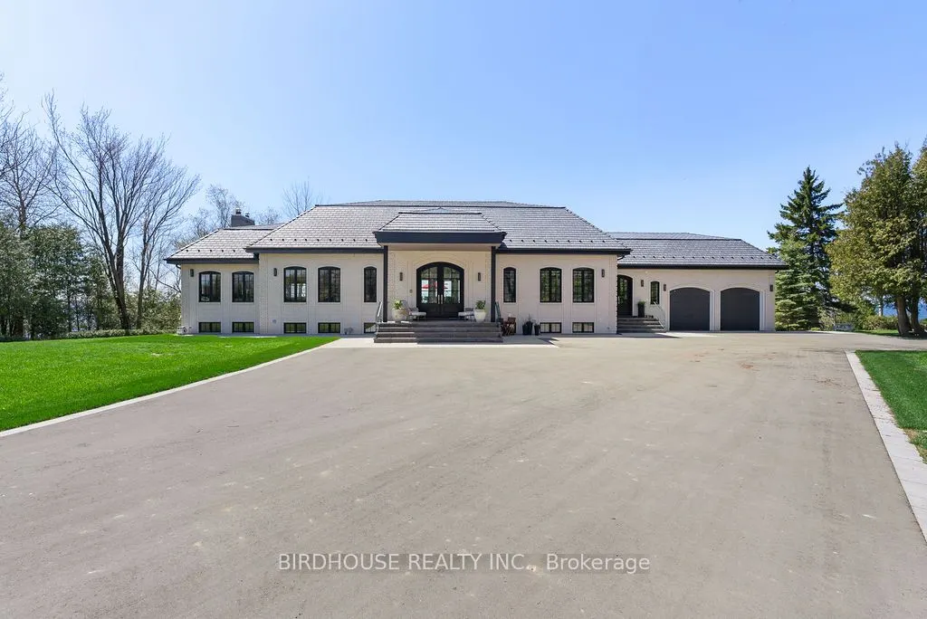 16 Garden Gate
