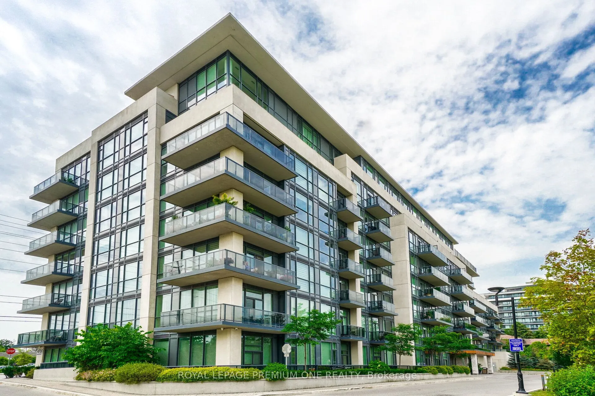 4700 Highway 7, #107