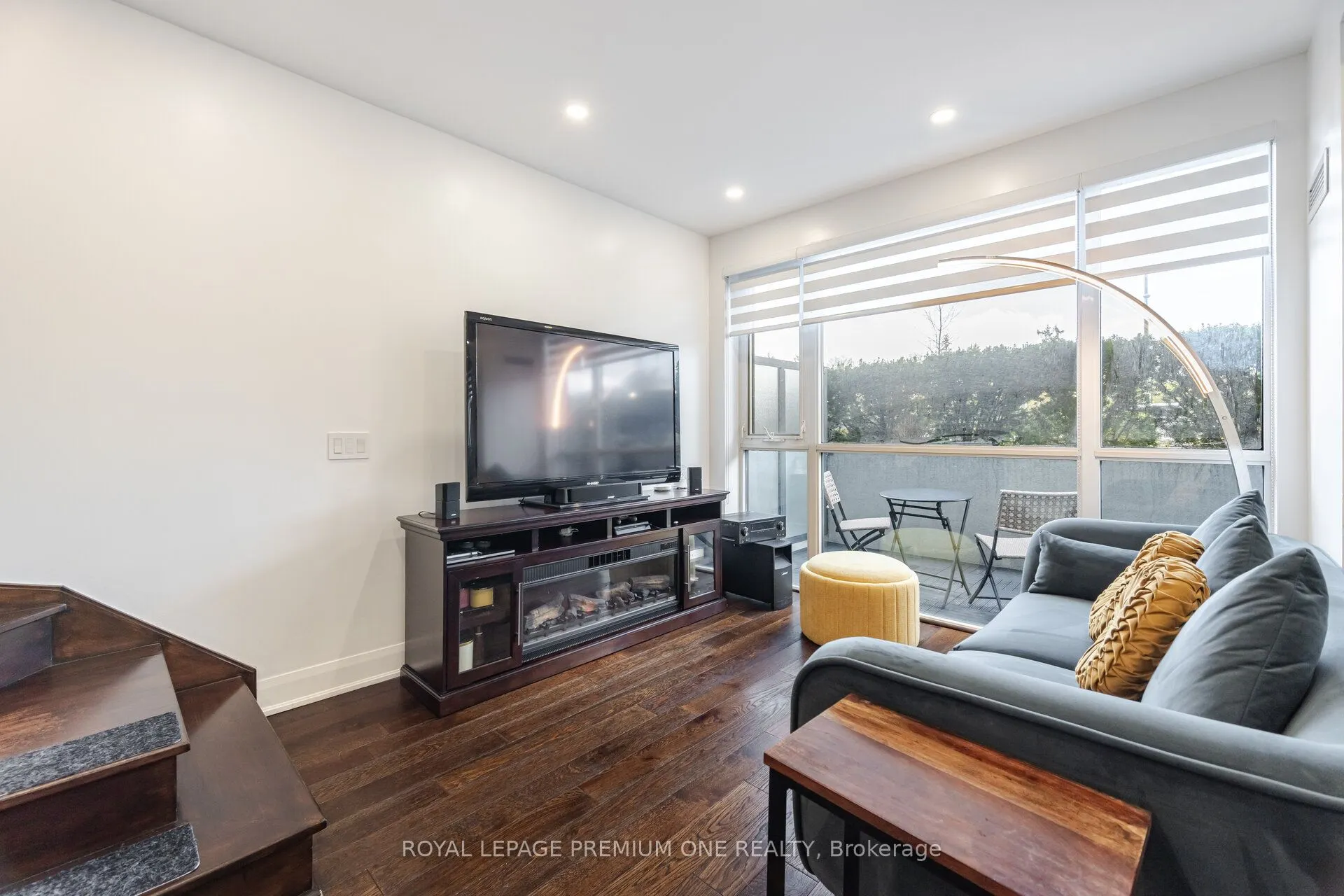 4700 Highway 7, #107