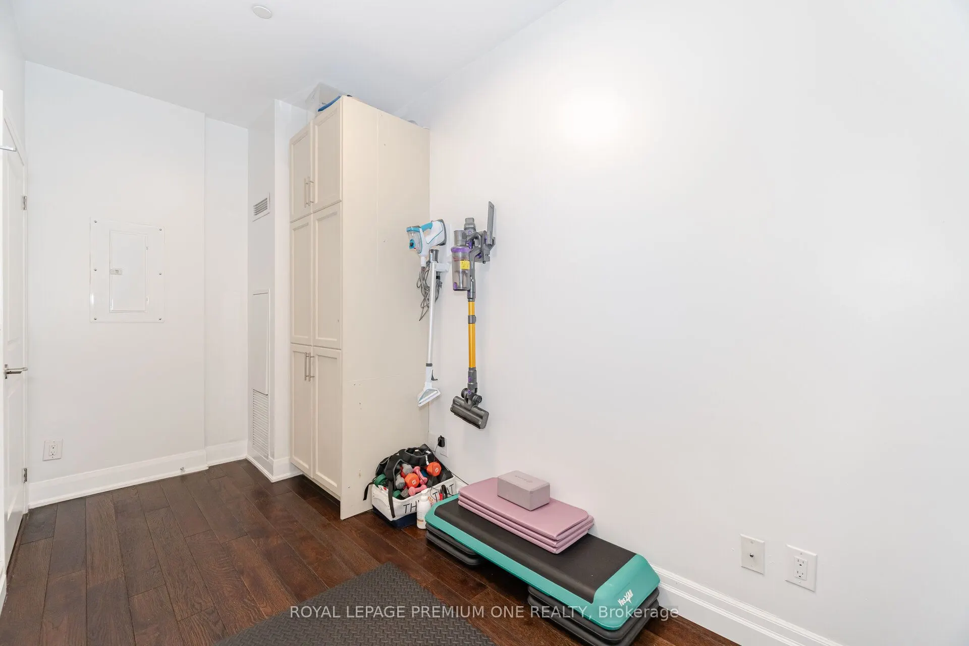 4700 Highway 7, #107