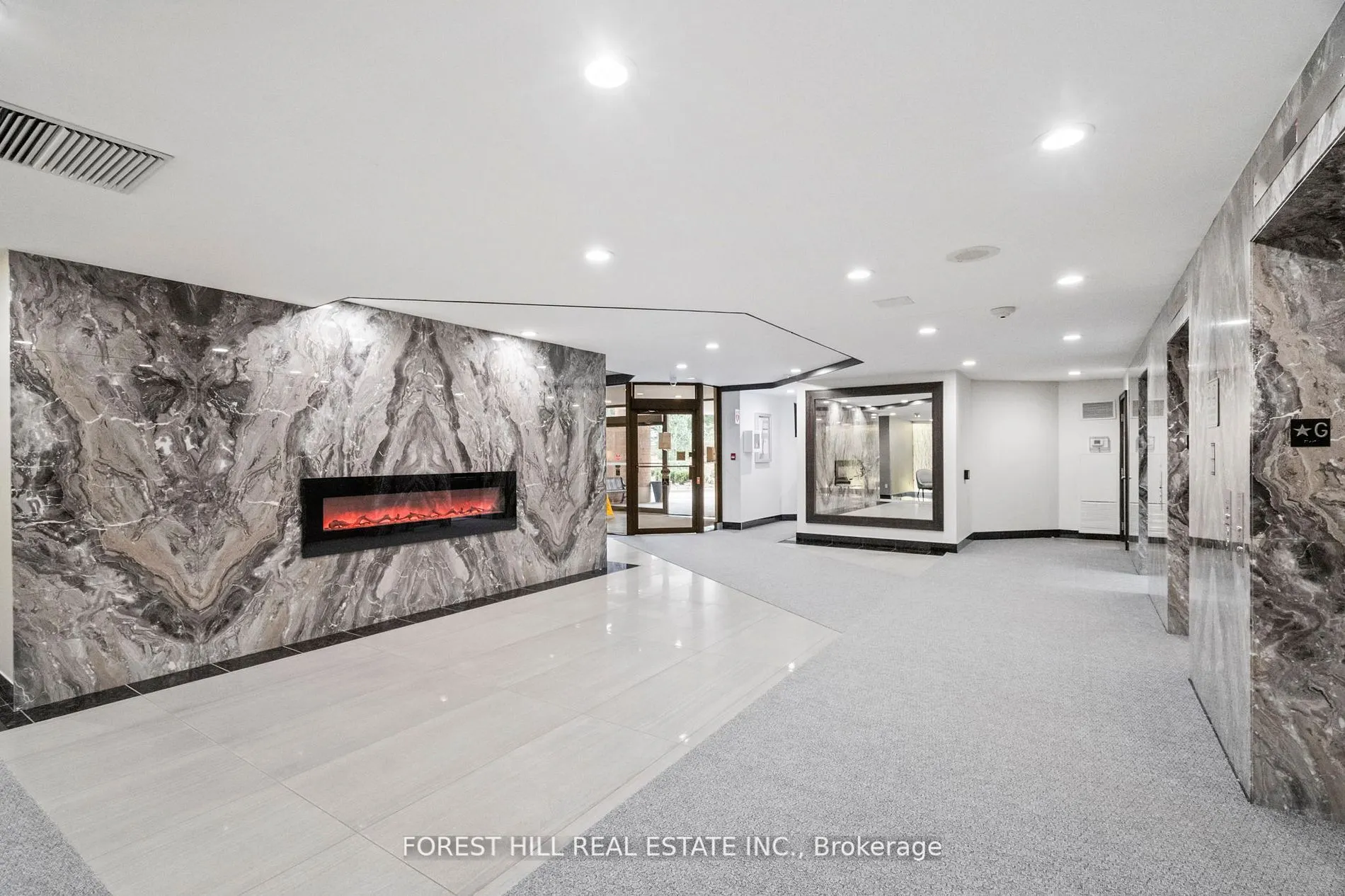 7601 Bathurst Street, #1203