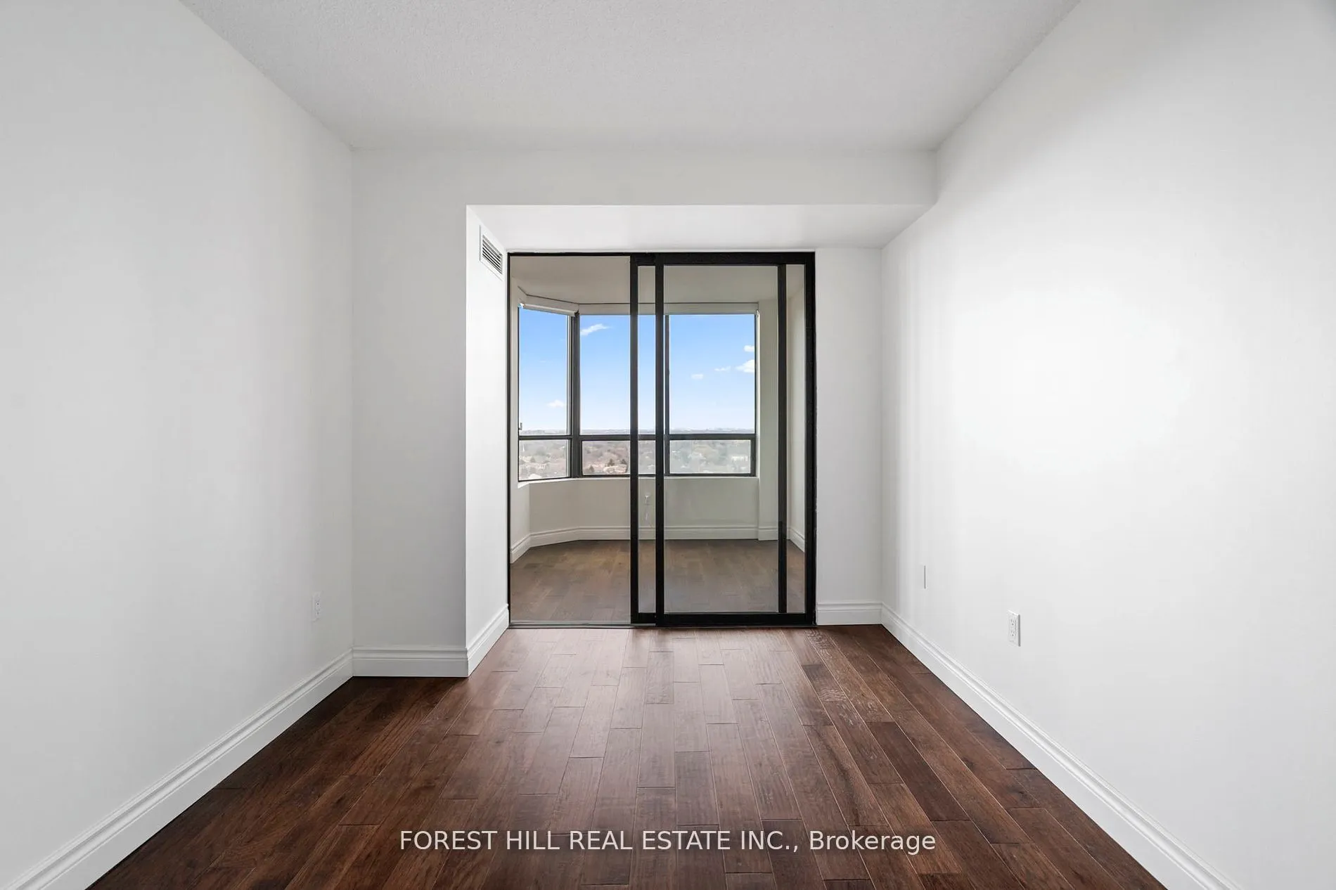 7601 Bathurst Street, #1203