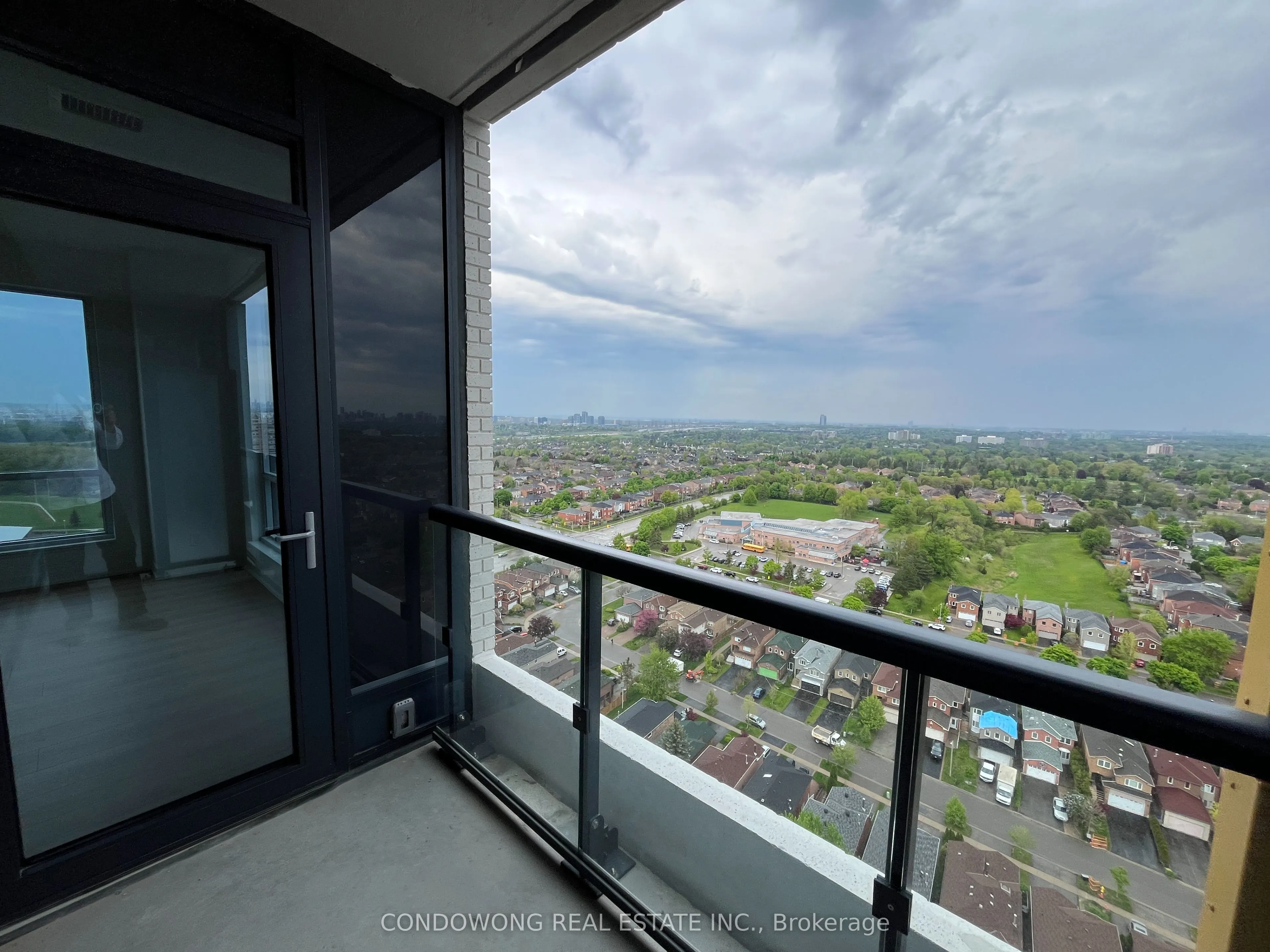 7950 Bathurst Street #2104