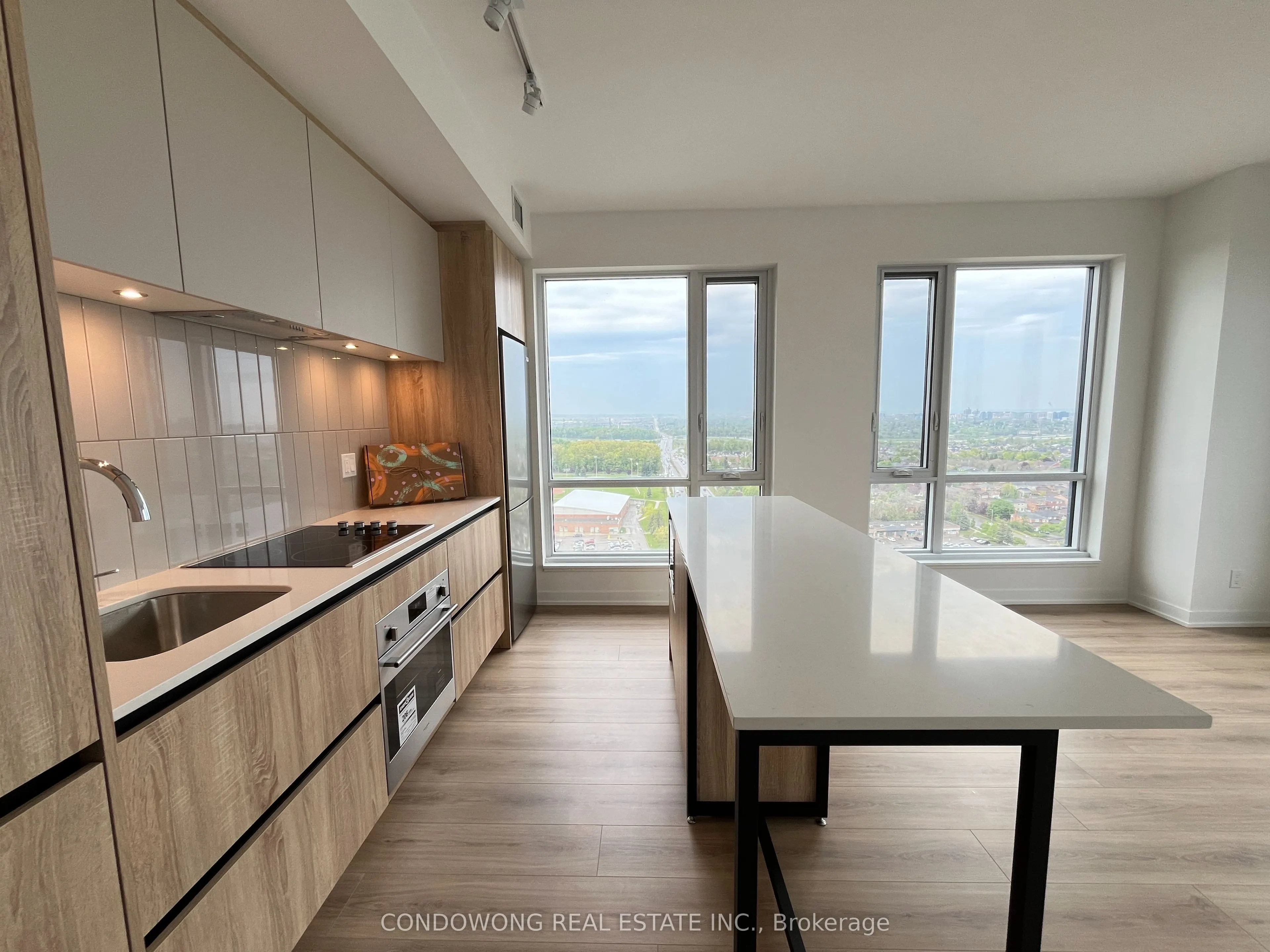 7950 Bathurst Street #2104