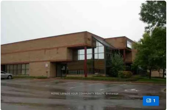 130 Konrad Crescent, #18