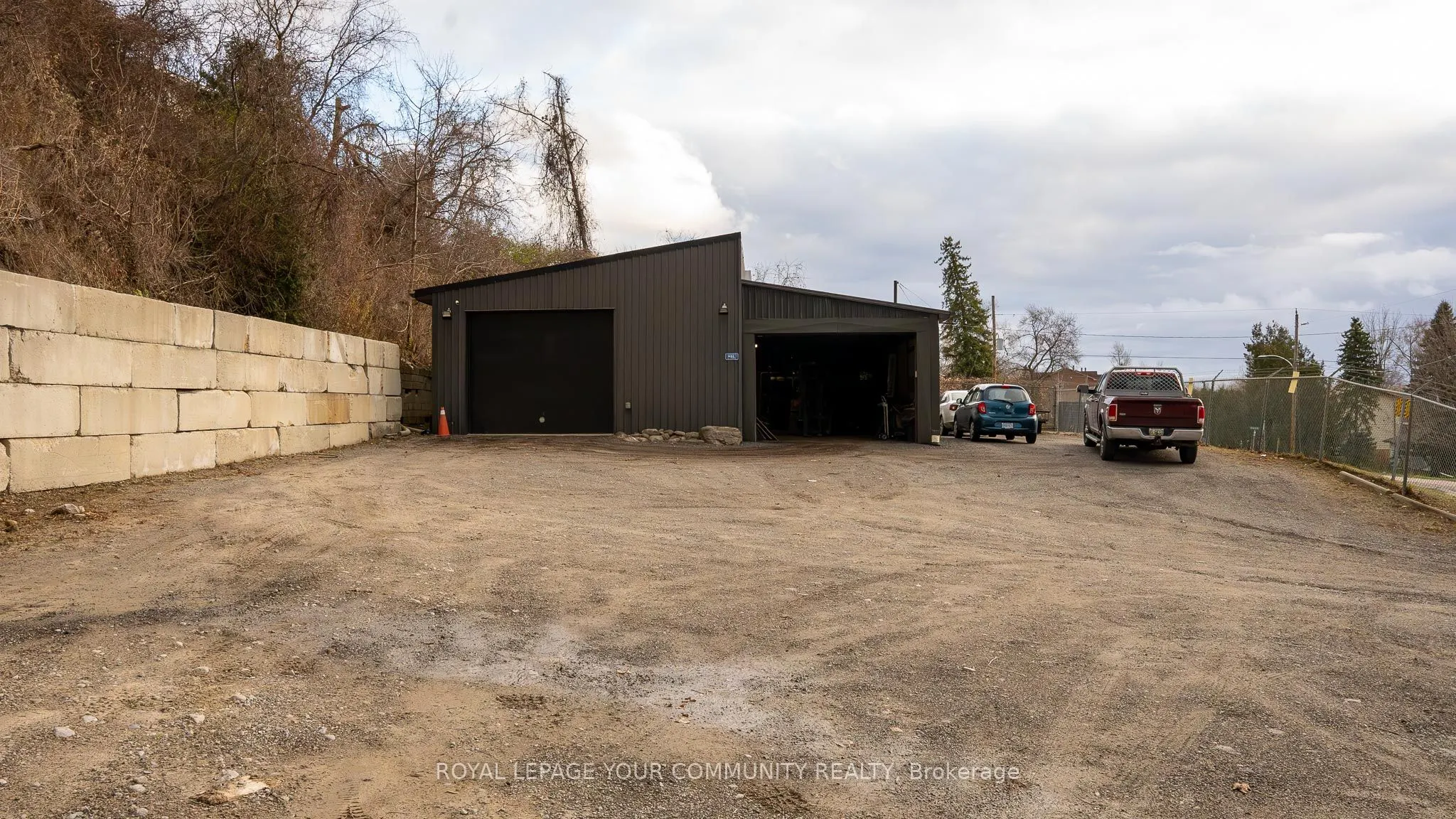 103 The Queensway S