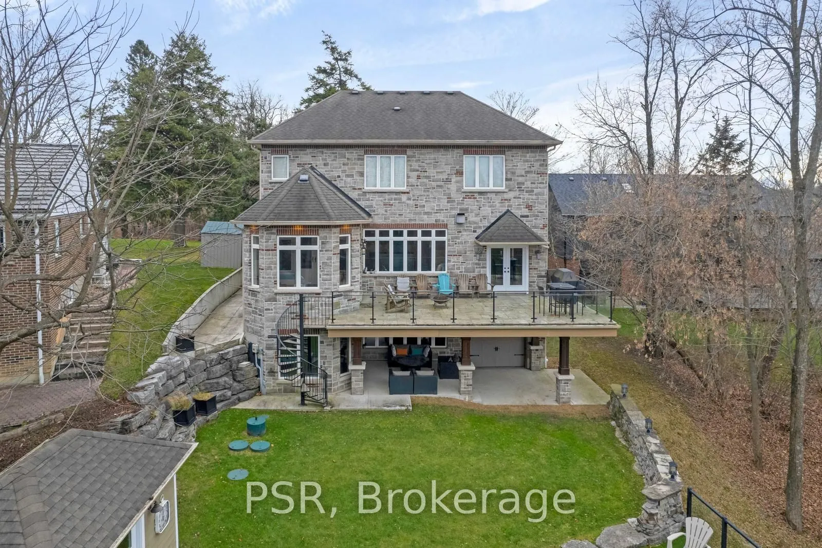 124 Elmpine Trail