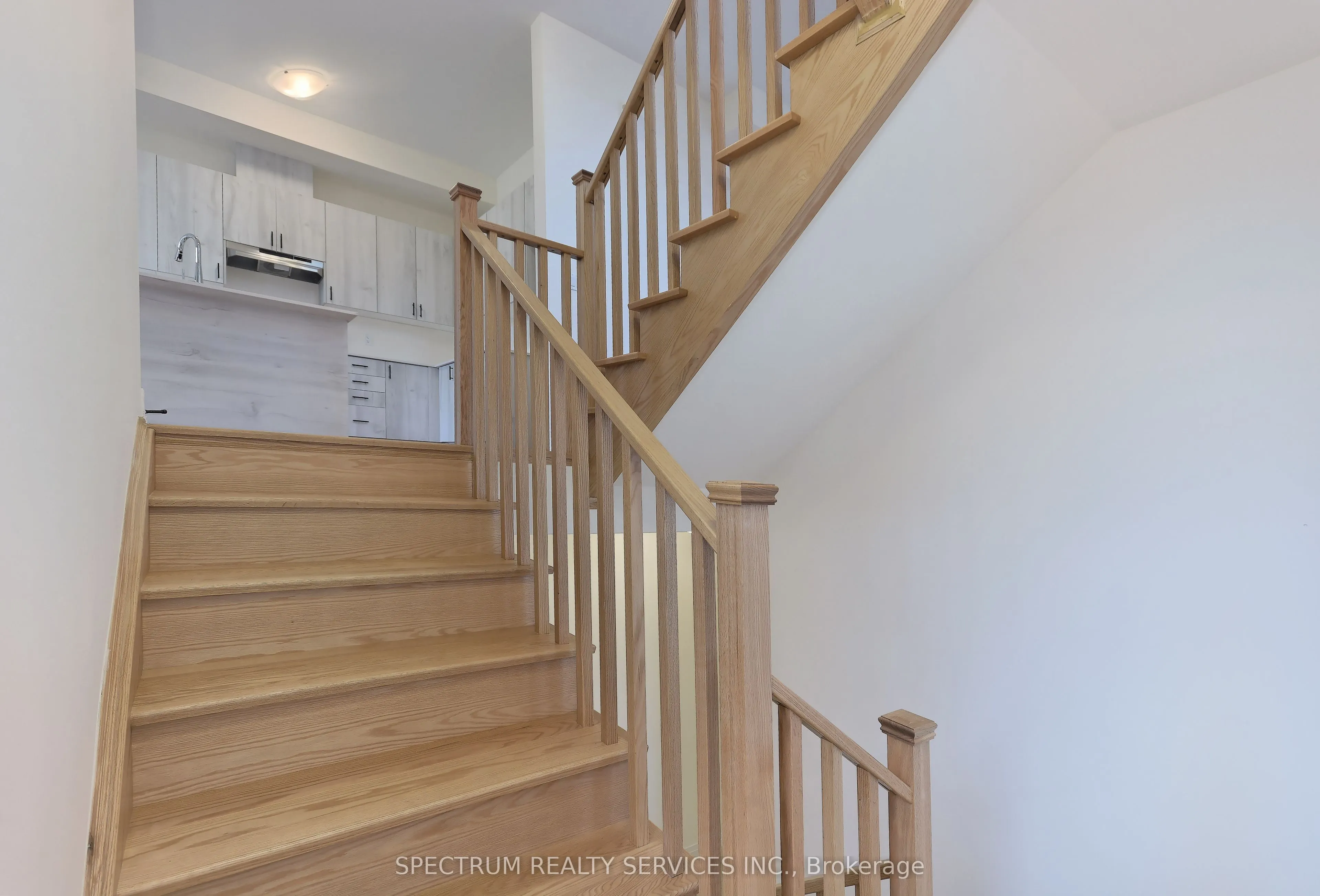155 De La Roche Drive