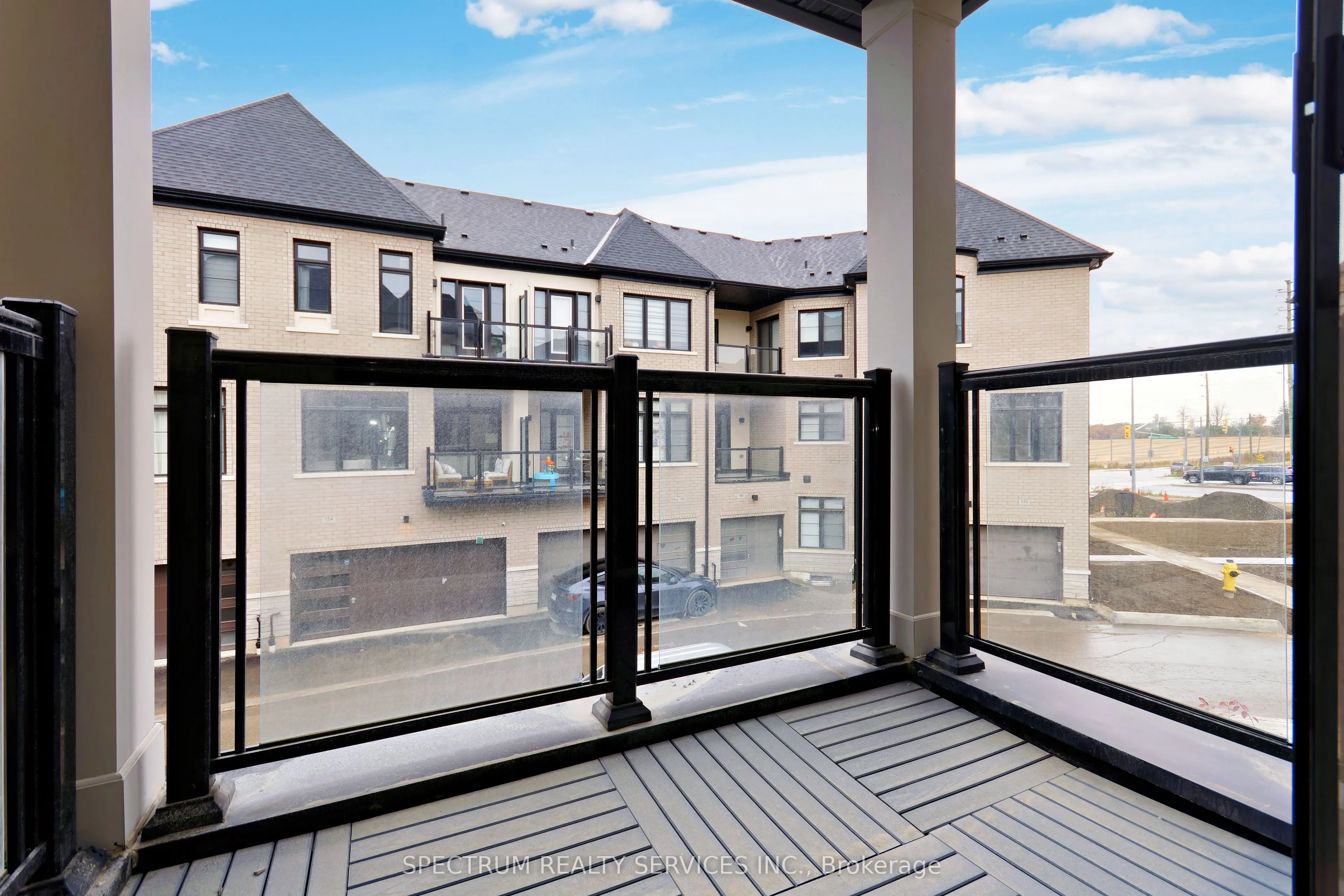 155 De La Roche Drive