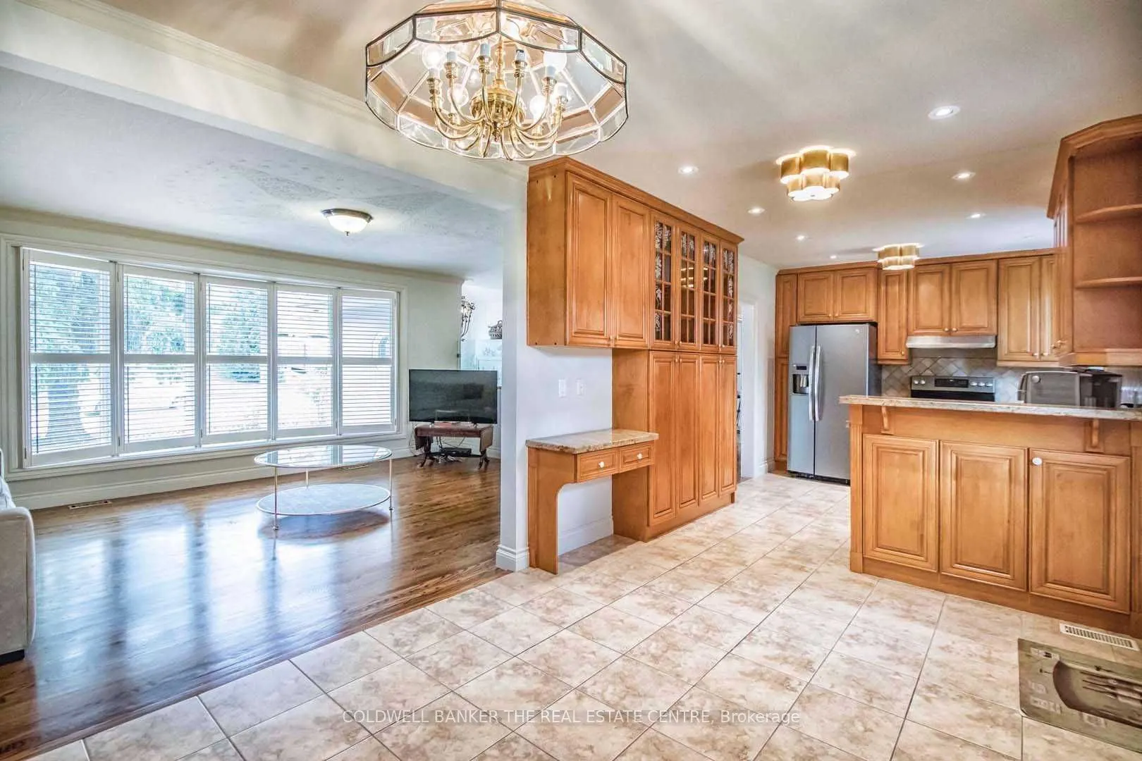 4 Orlon Crescent