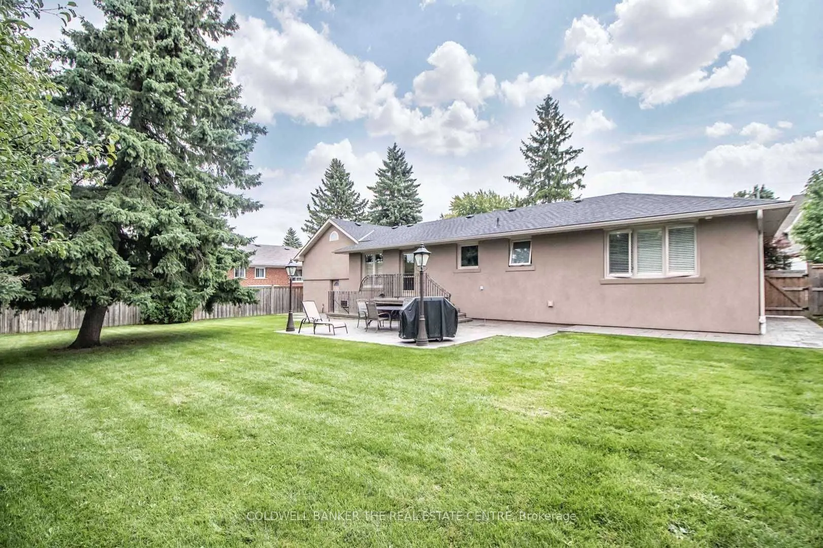 4 Orlon Crescent