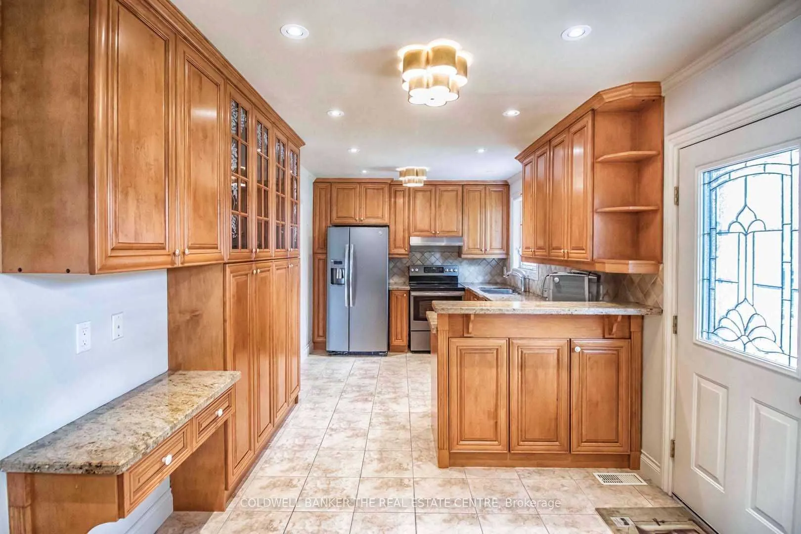 4 Orlon Crescent
