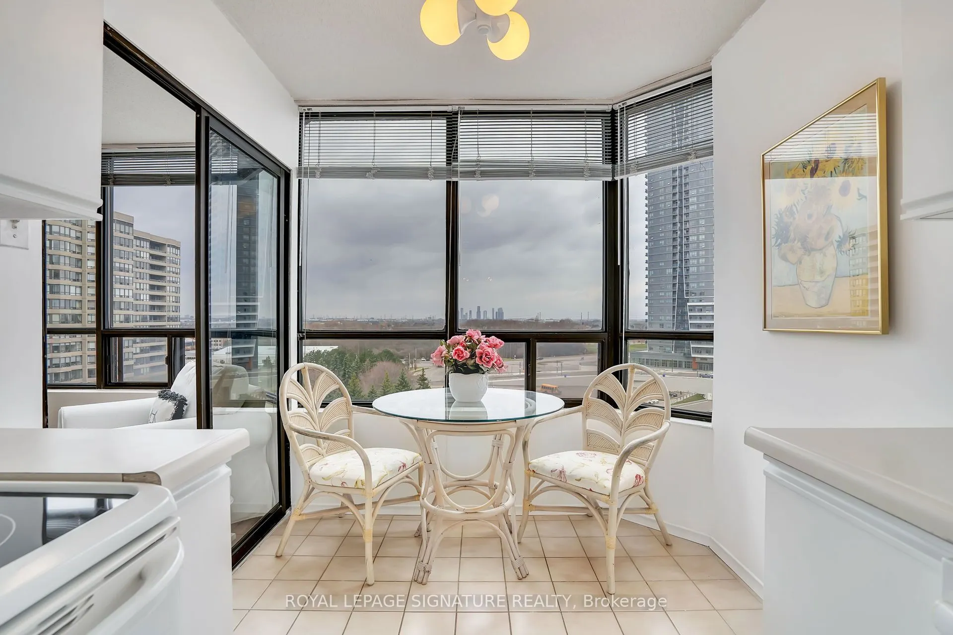 7440 Bathurst Street, #903