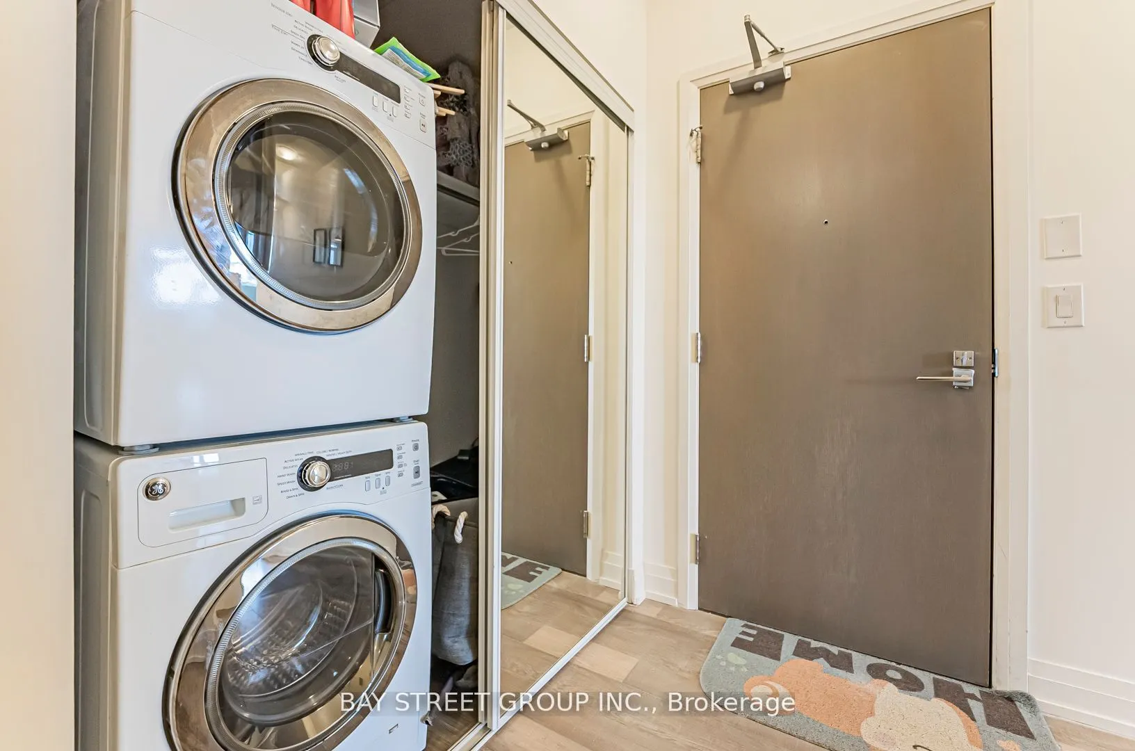 7167 Yonge Street #718