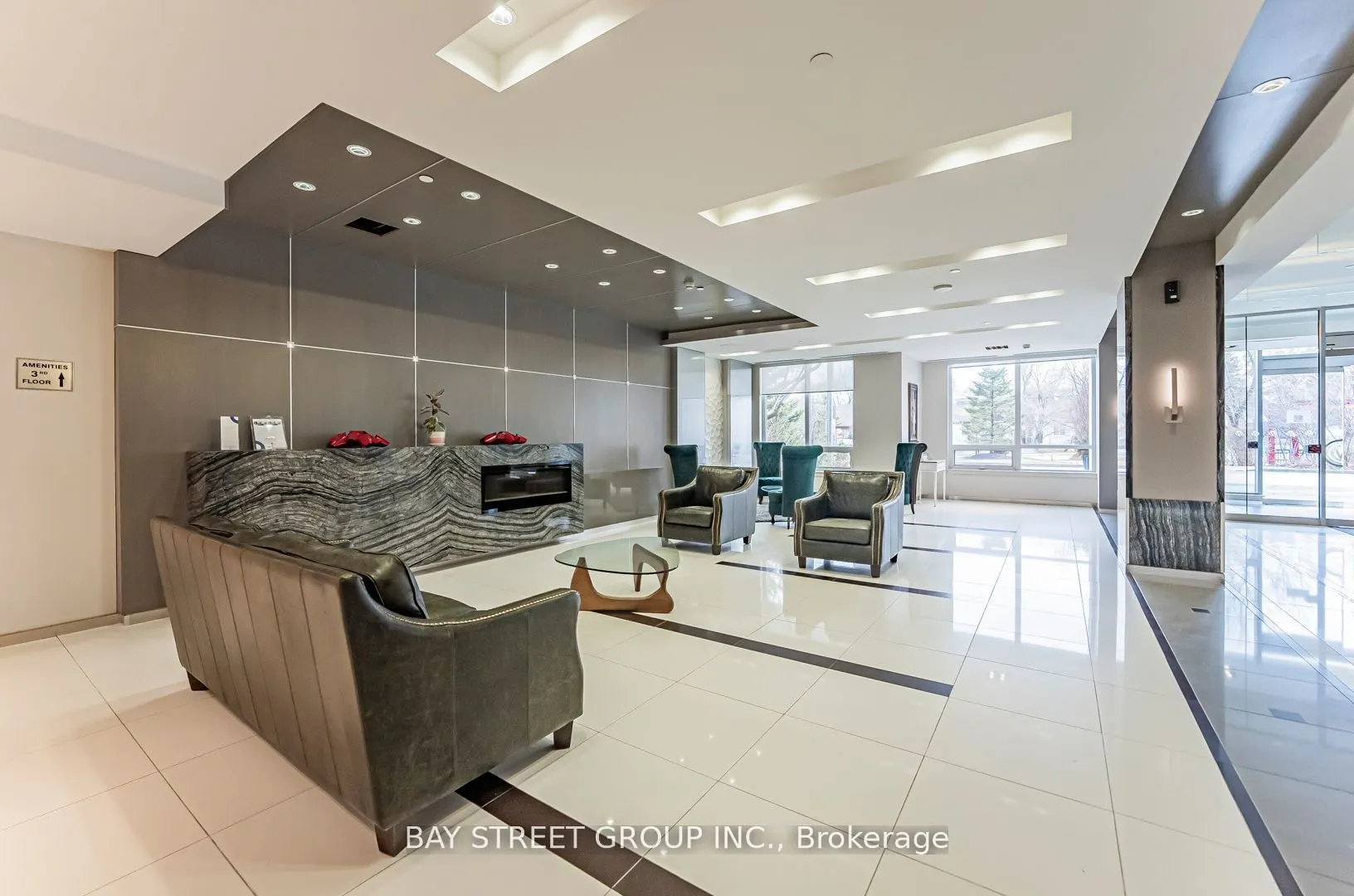 7167 Yonge Street #718