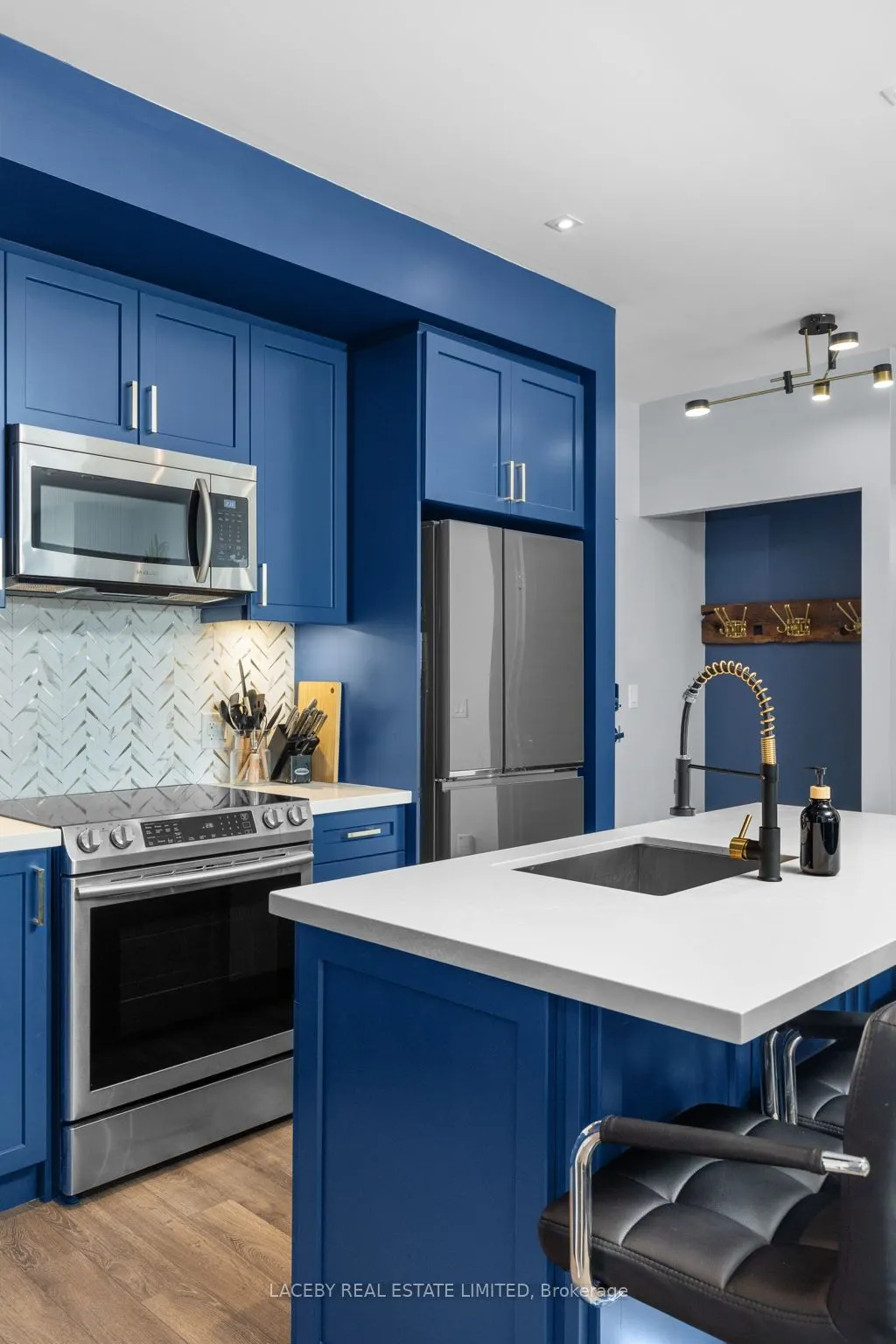 375 Sea Ray Avenue, #116