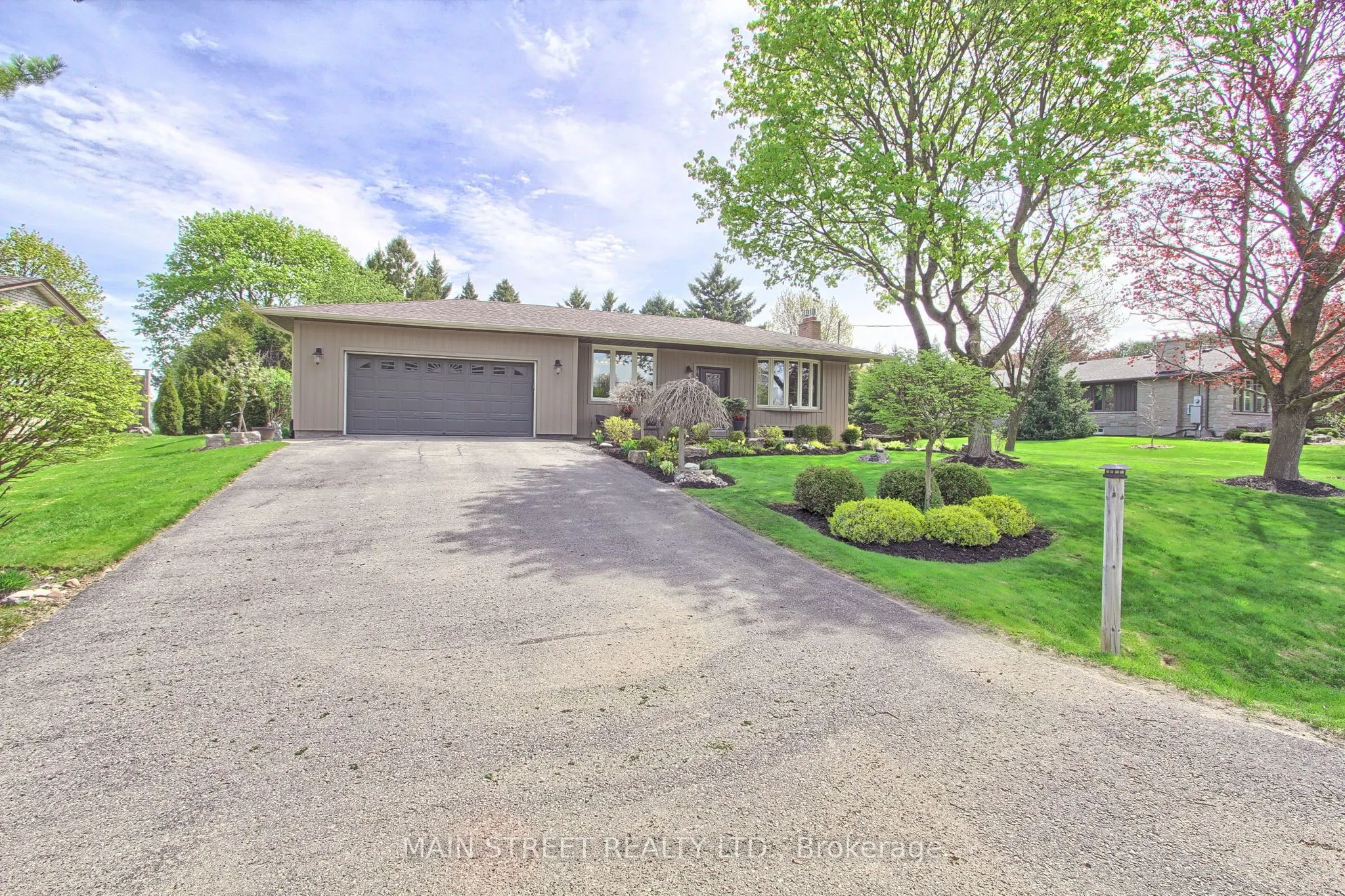 3839 Front Street