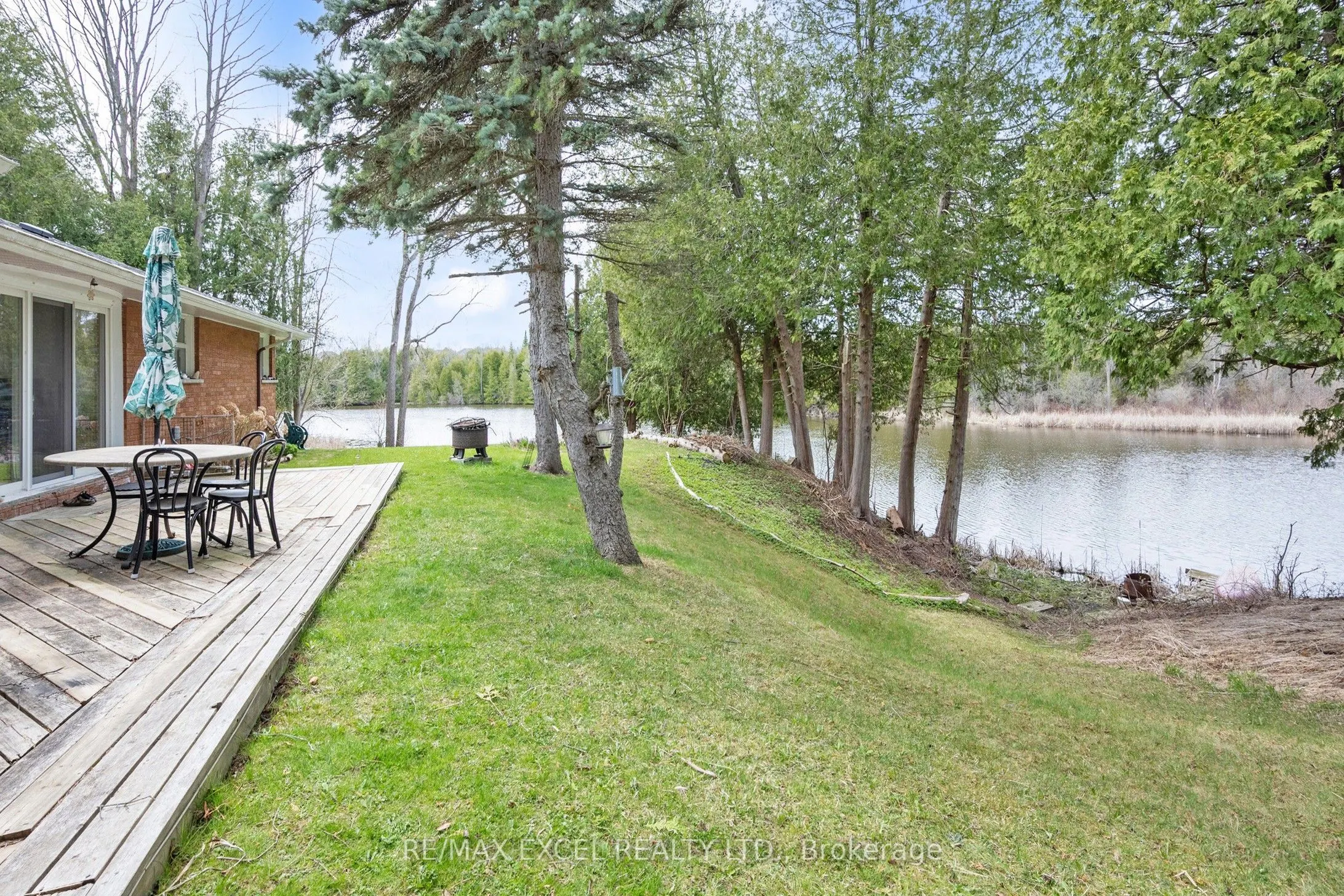 1 Hopecliff Lane