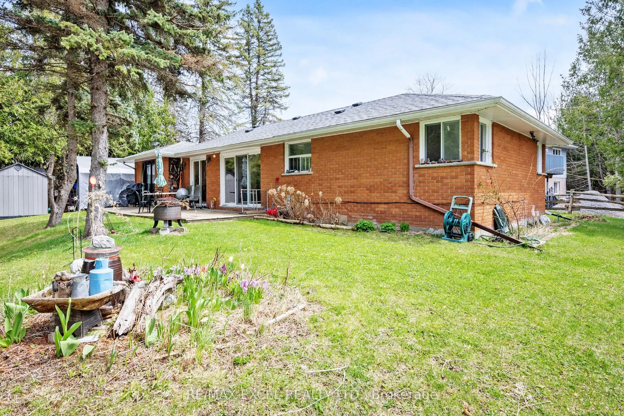 1 Hopecliff Lane