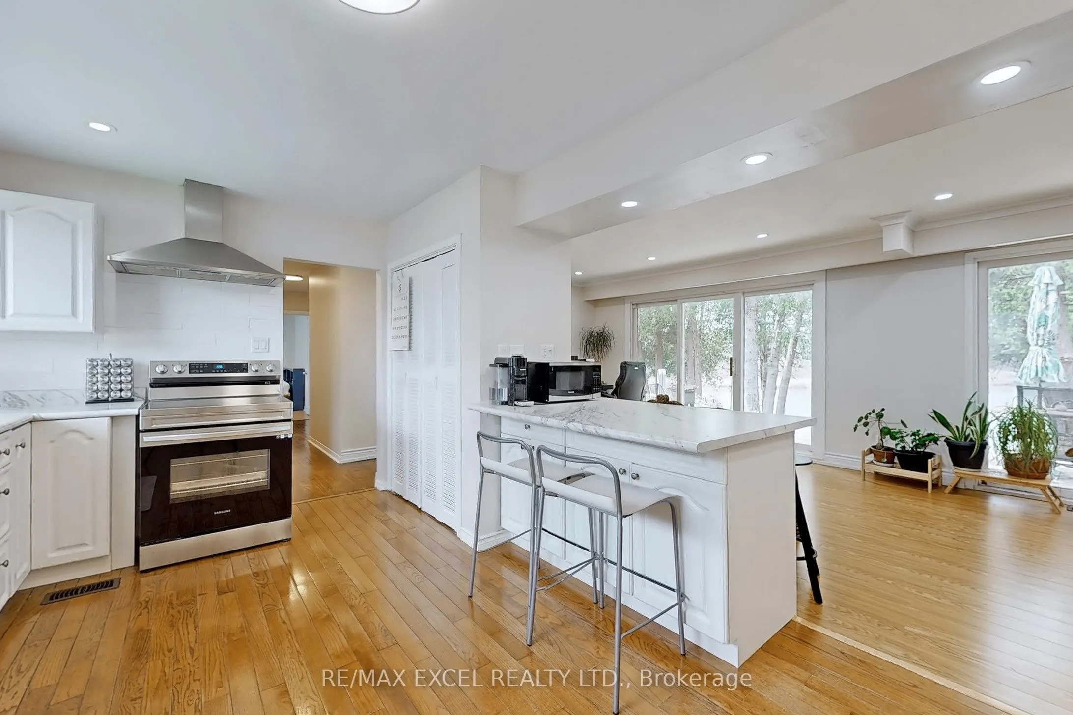 1 Hopecliff Lane