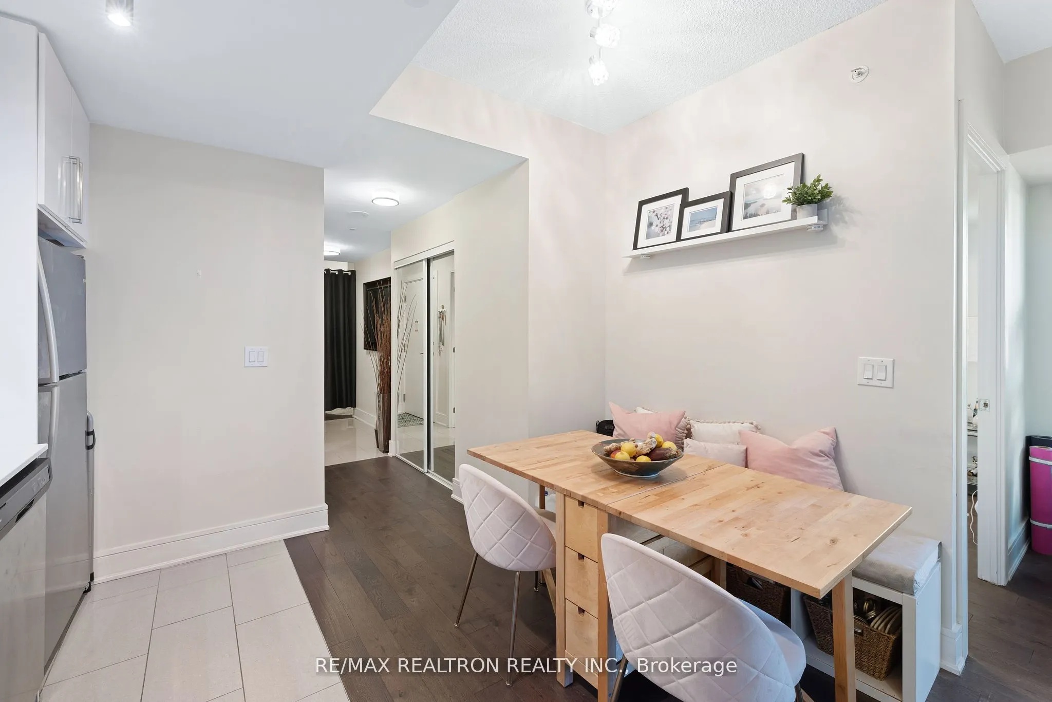 9199 Yonge Street, #SE617