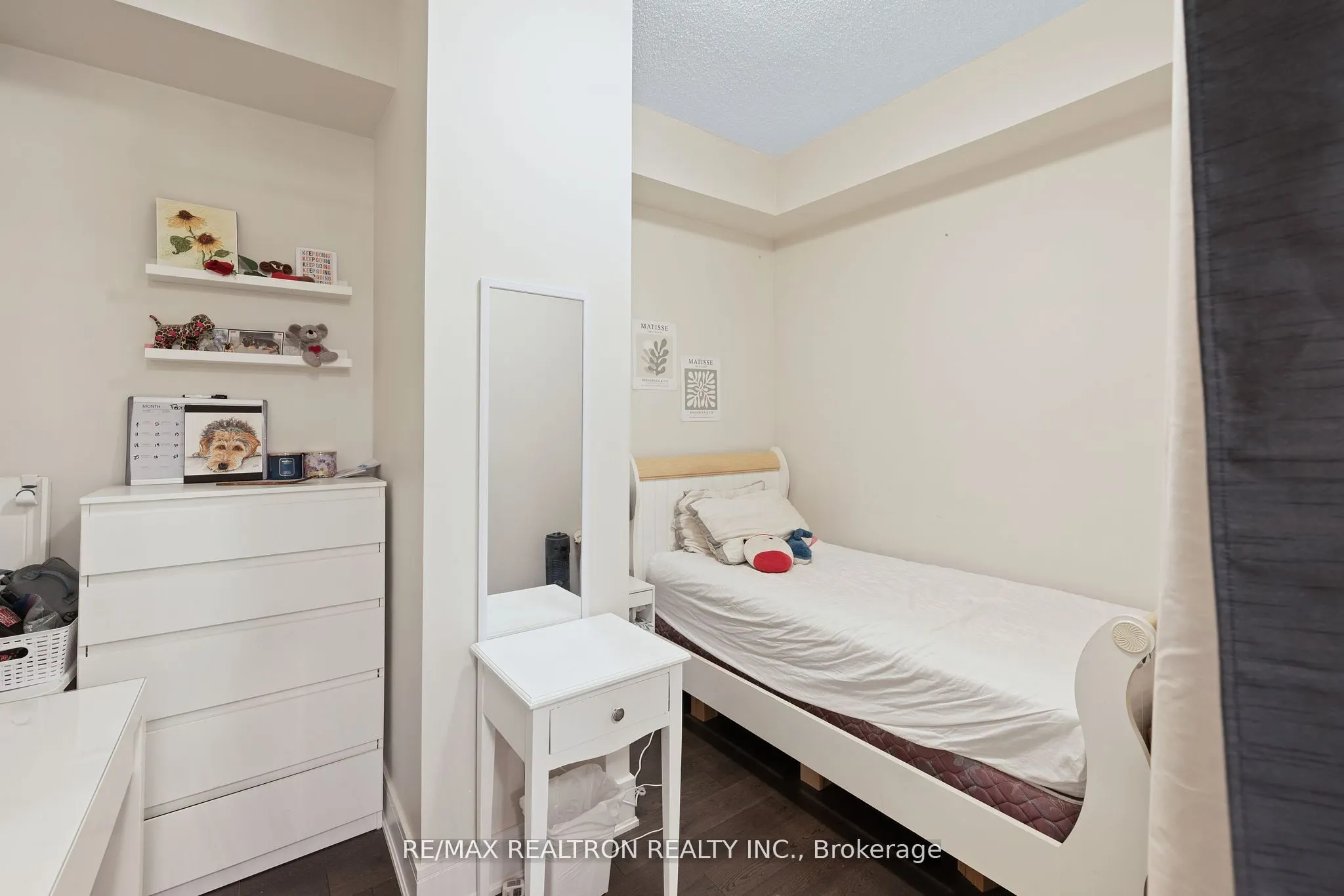 9199 Yonge Street, #SE617