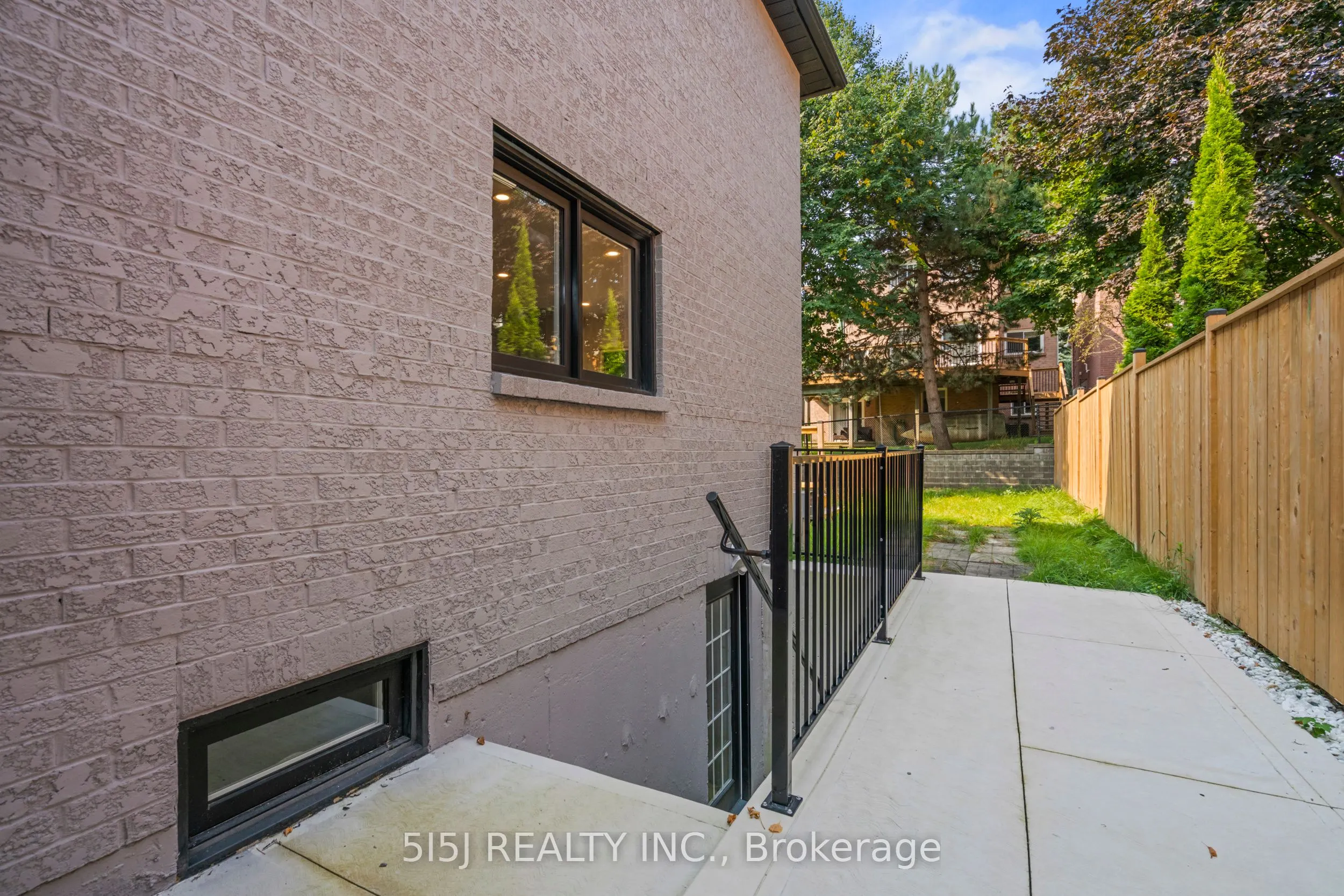 61 Crawford Rose Drive