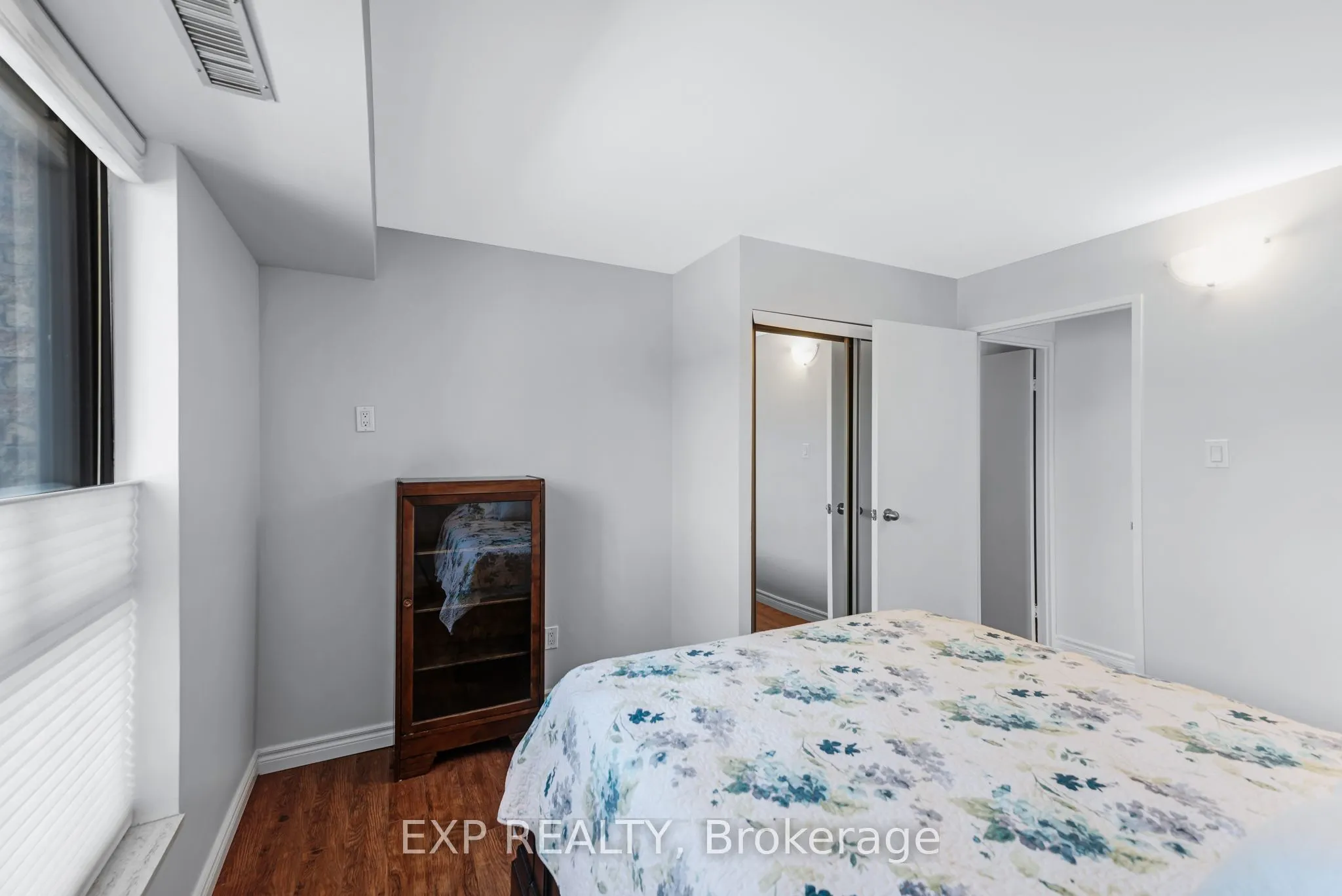 15390 Yonge Street, #104