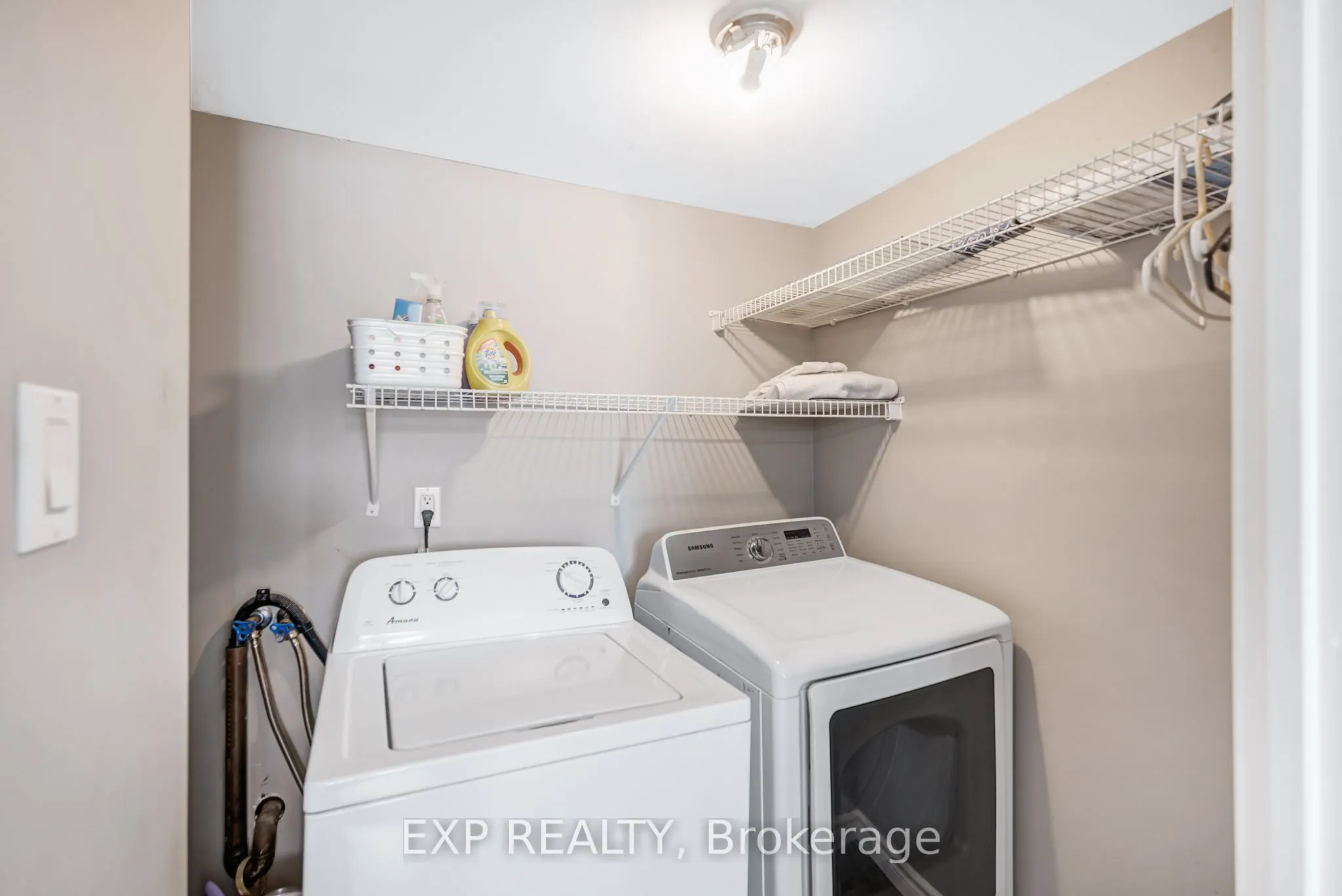 15390 Yonge Street, #104