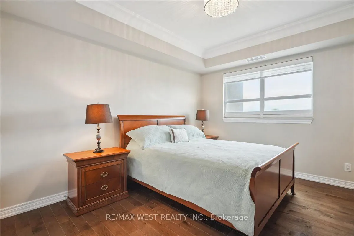 9255 Jane Street, #405