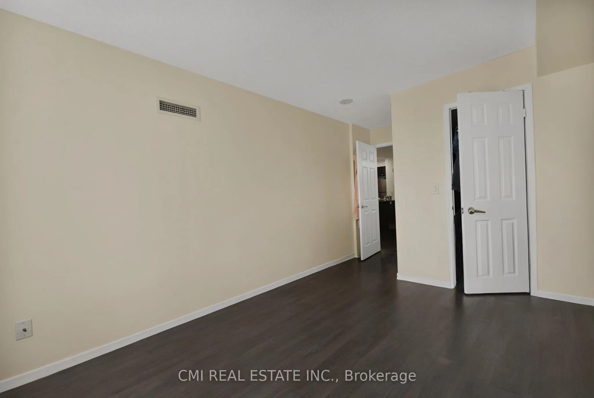 73 King William Crescent, #906
