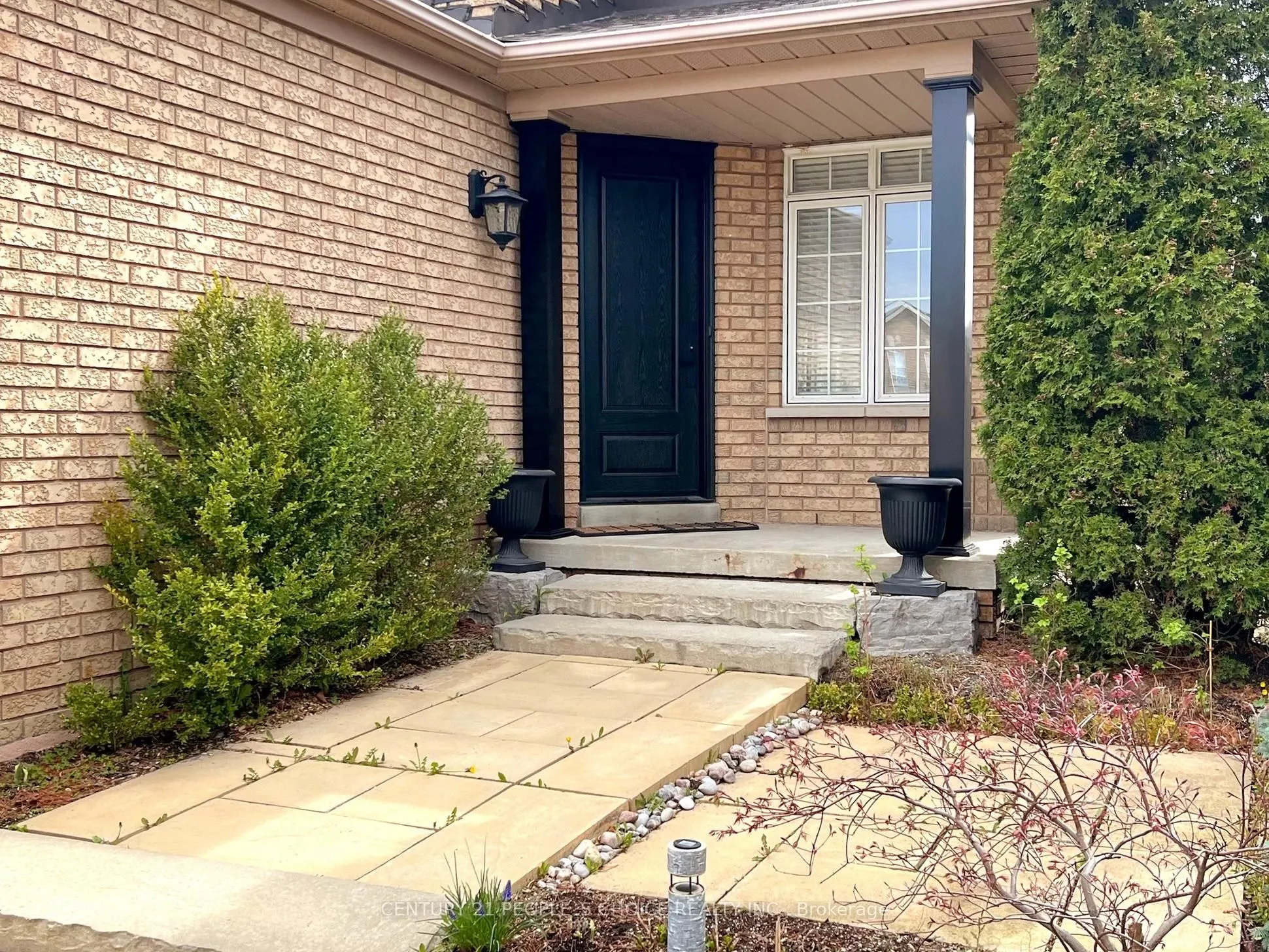401 Cranston Park Avenue