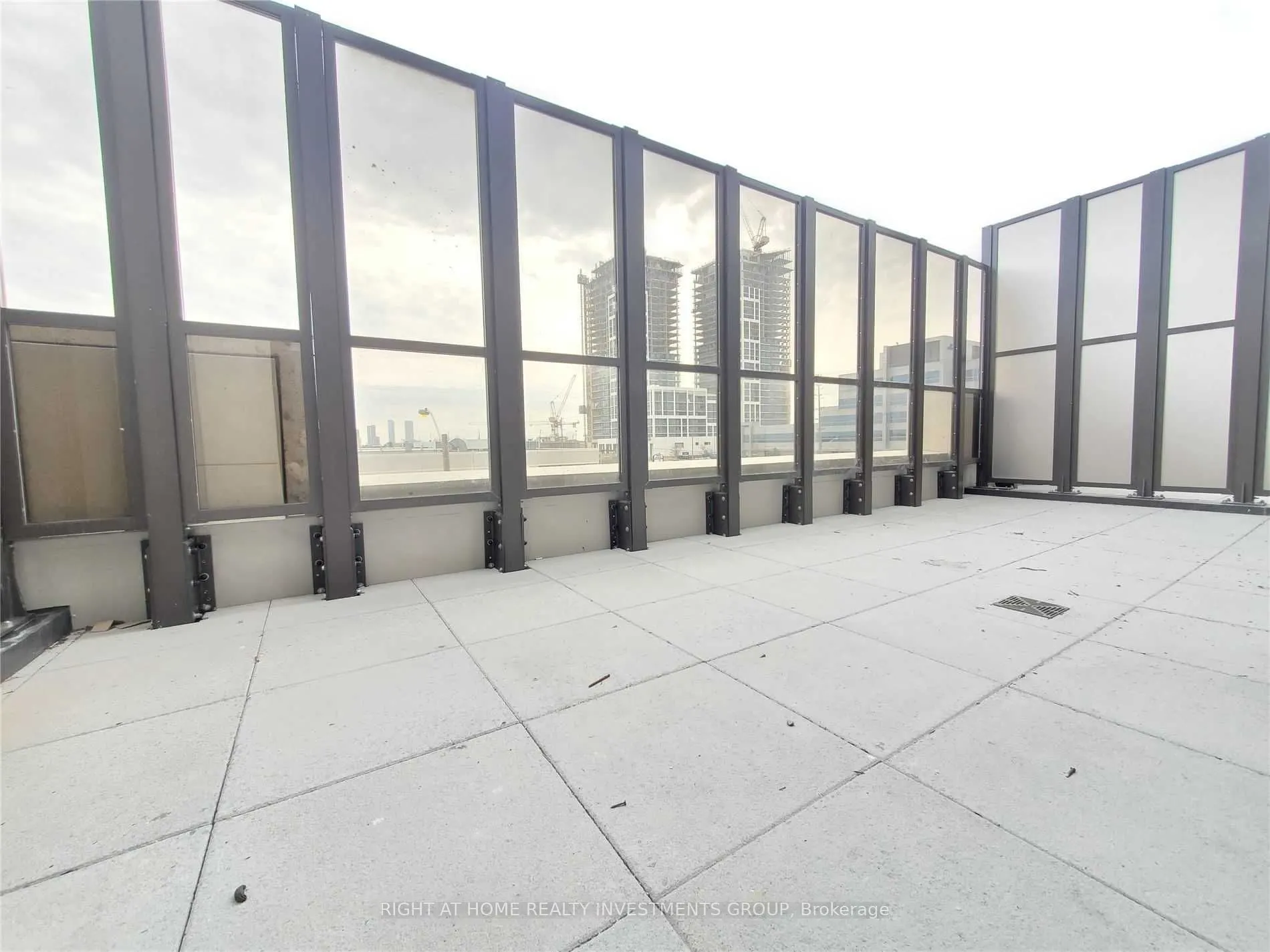 9075 Jane Street, #306