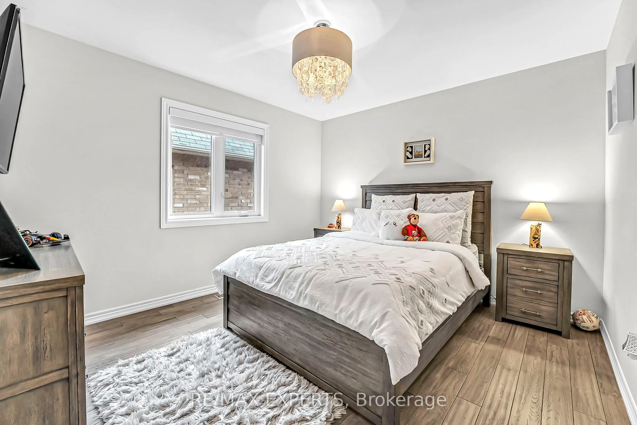 95 Selby Crescent